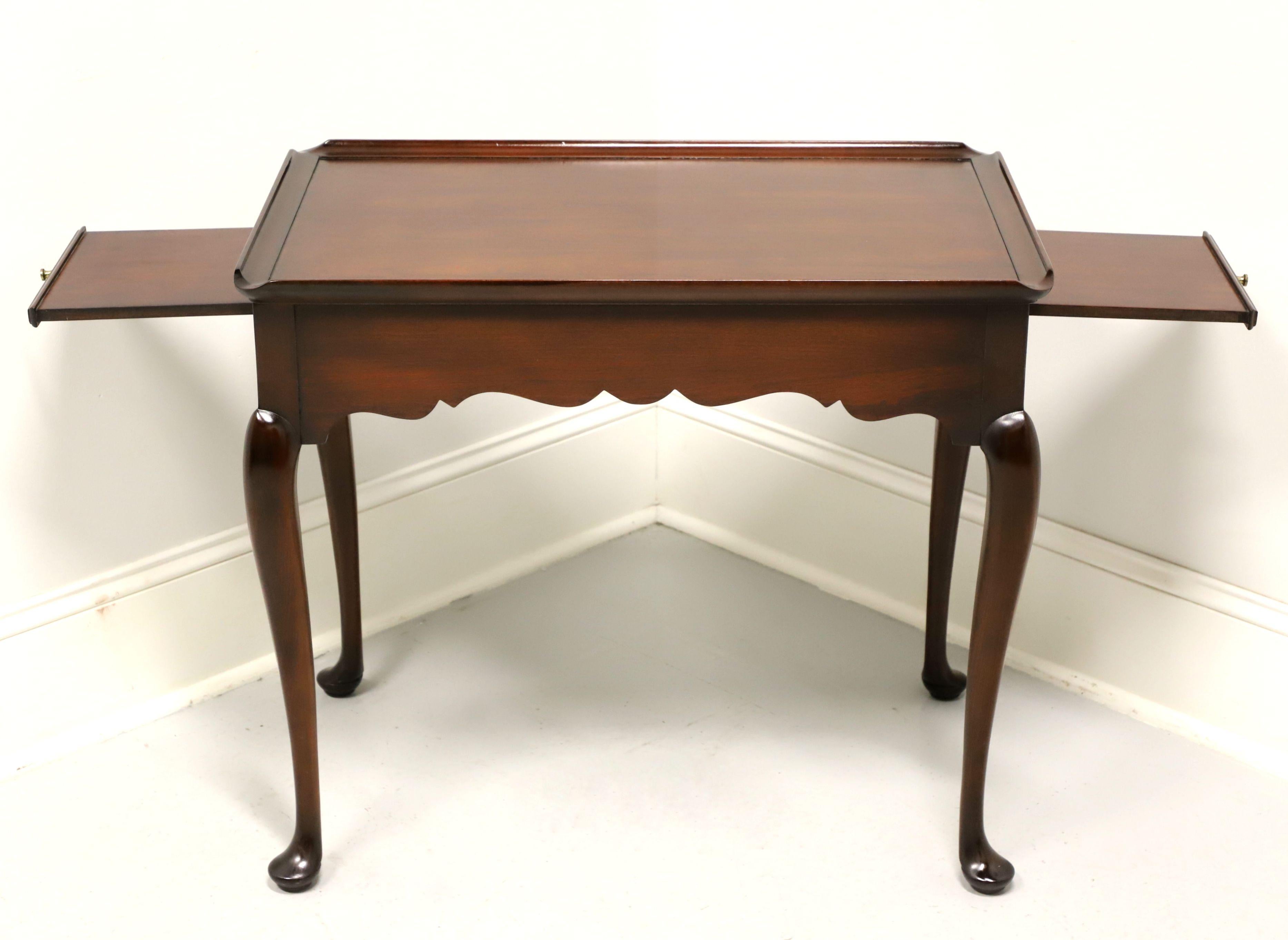 20th Century STATTON Old Towne Cherry Queen Anne Tea Table