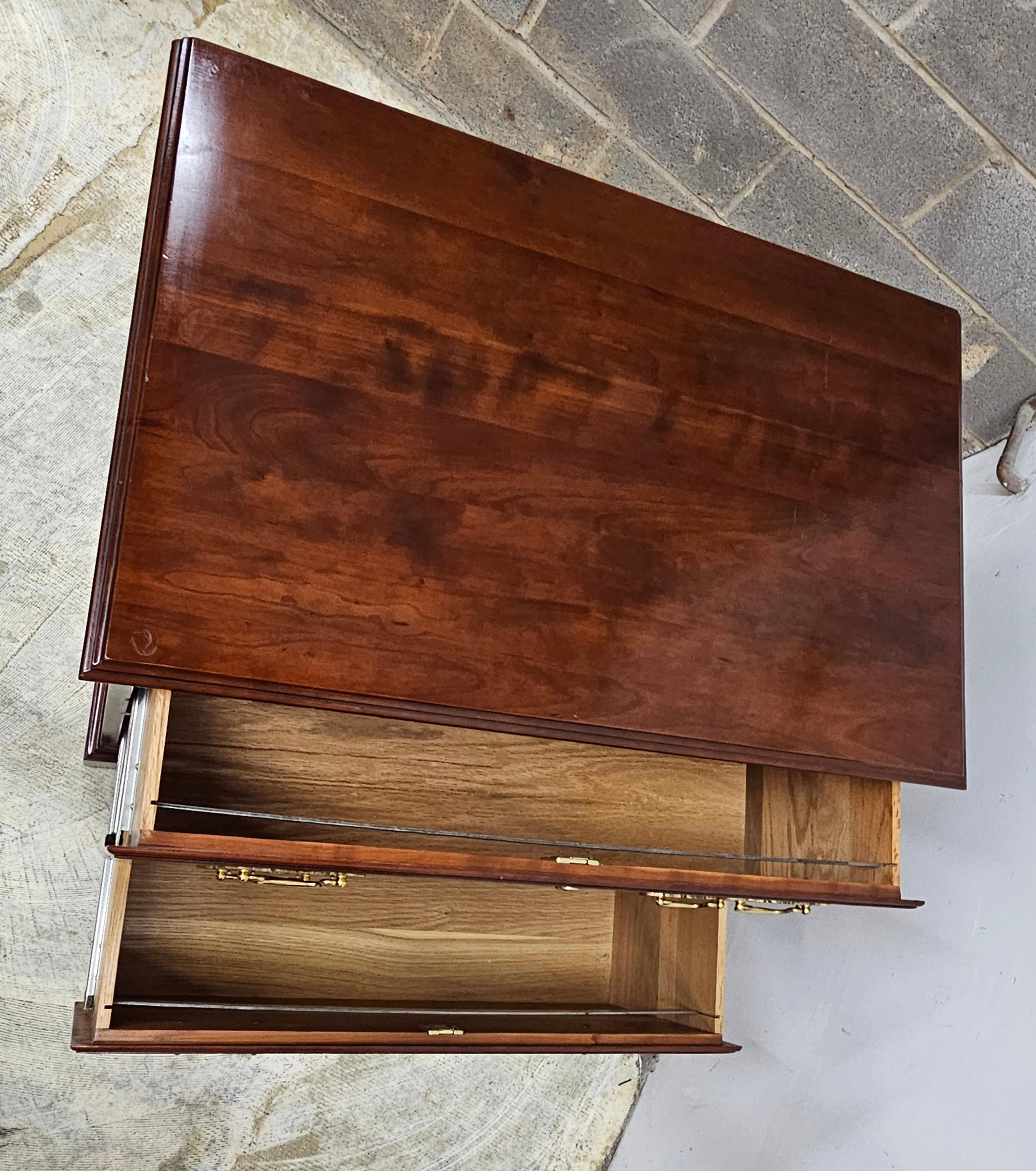 Archivador lateral Statton Trutype Americana Chippendale Cerezo negro macizo en venta 5