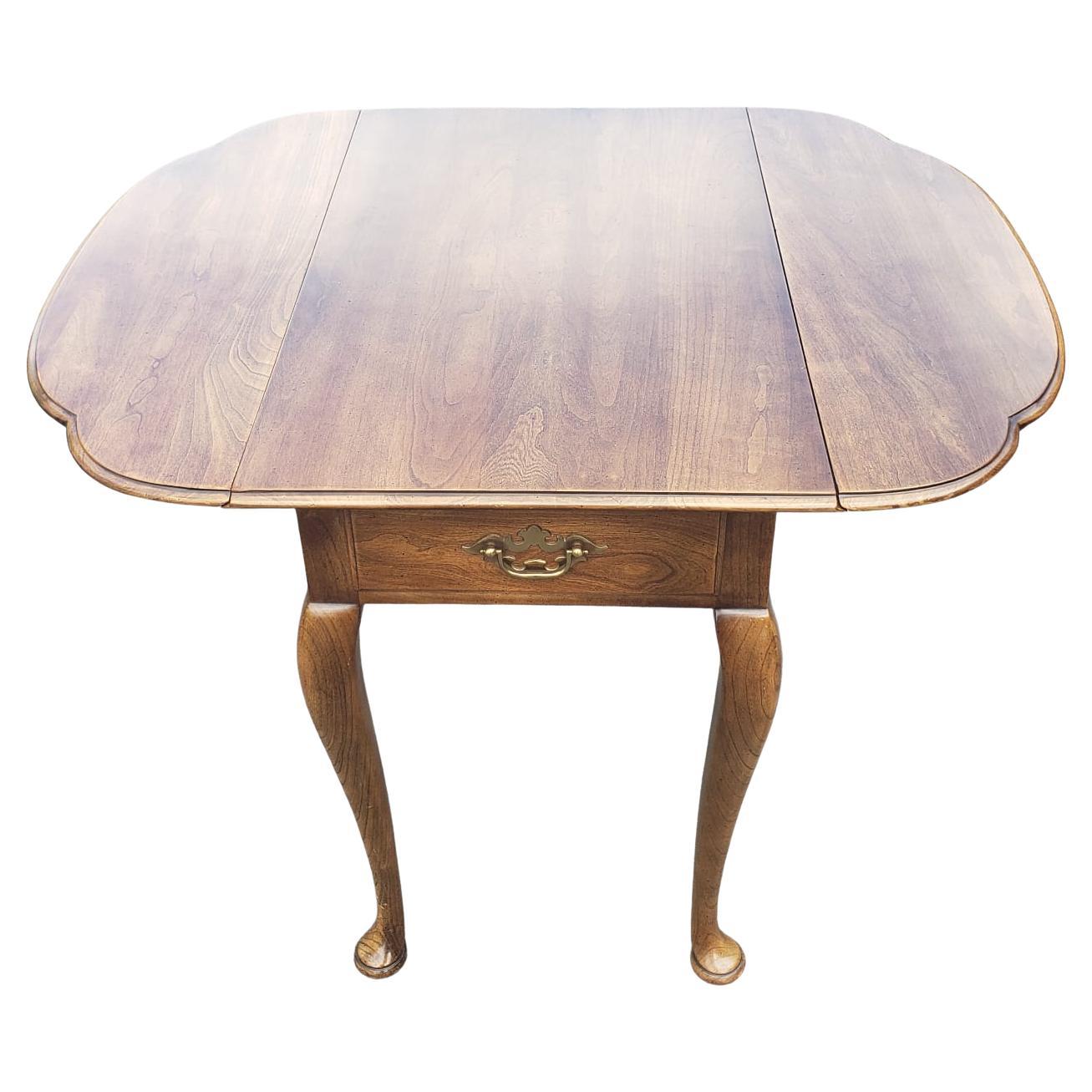 Laiton Statton Trutype de table à abattants Pembroke en noyer en vente