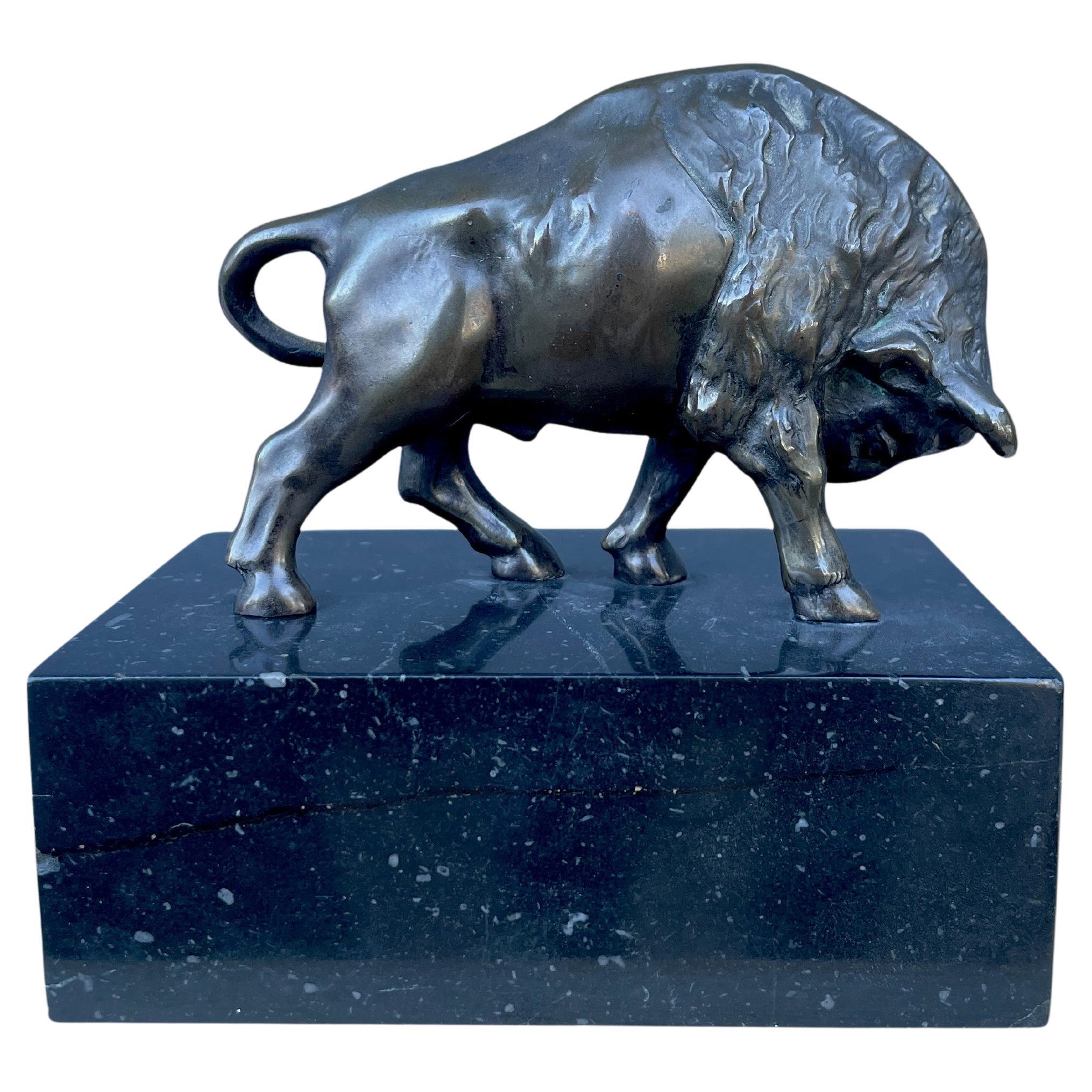 Statua di Bisonte in Bronzo in vendita