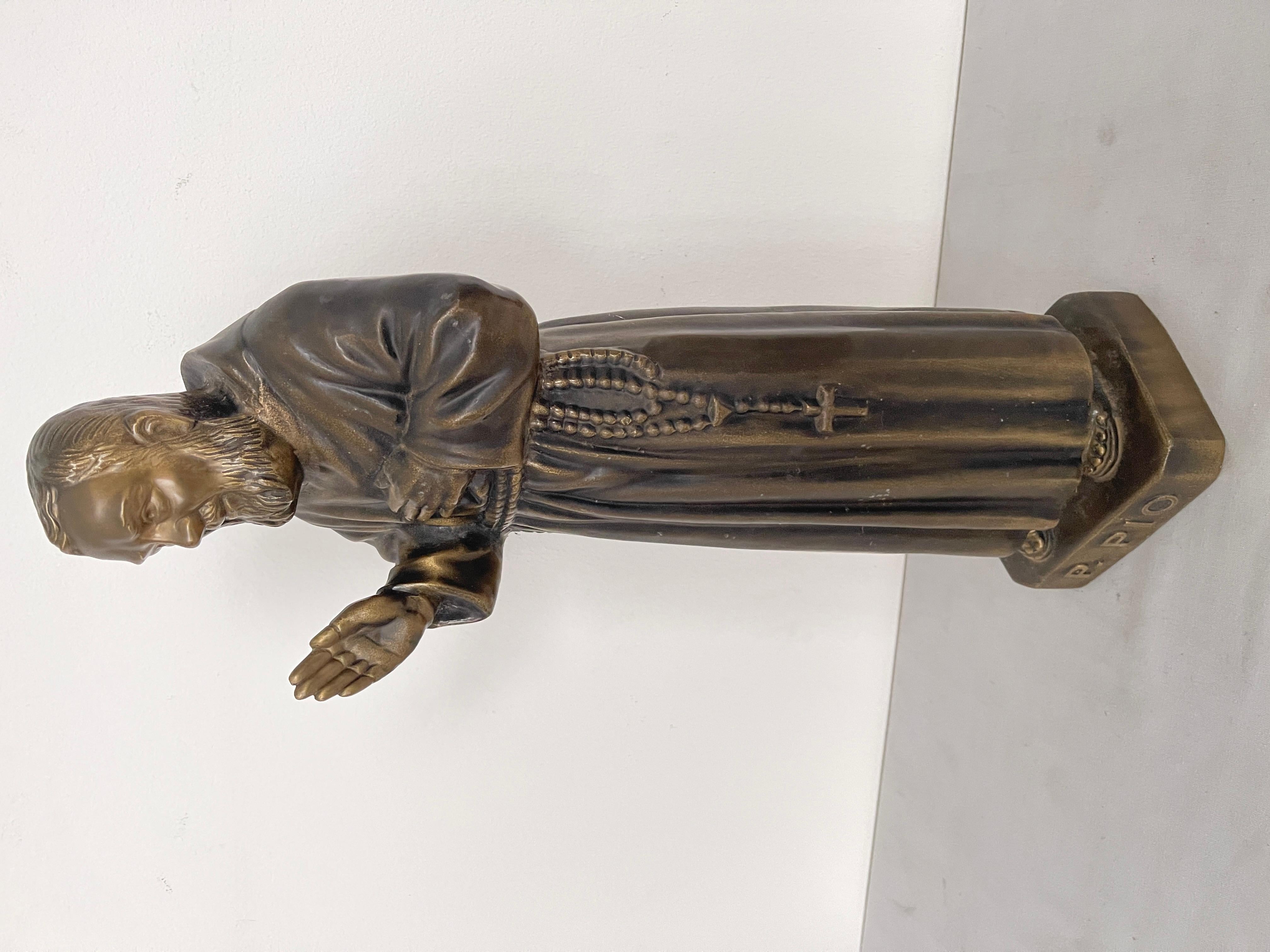Bendición Padre Pío estatua de BRONCE siglo 20 italiano en venta 1