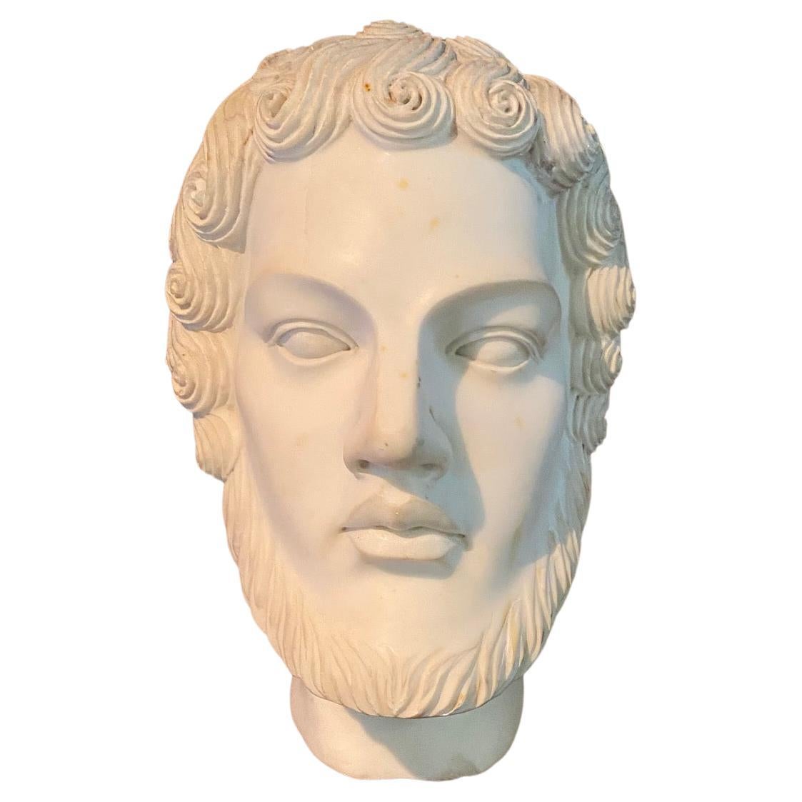 Buste en marbre statuaire du philosophe grec Thales de Miletus en vente