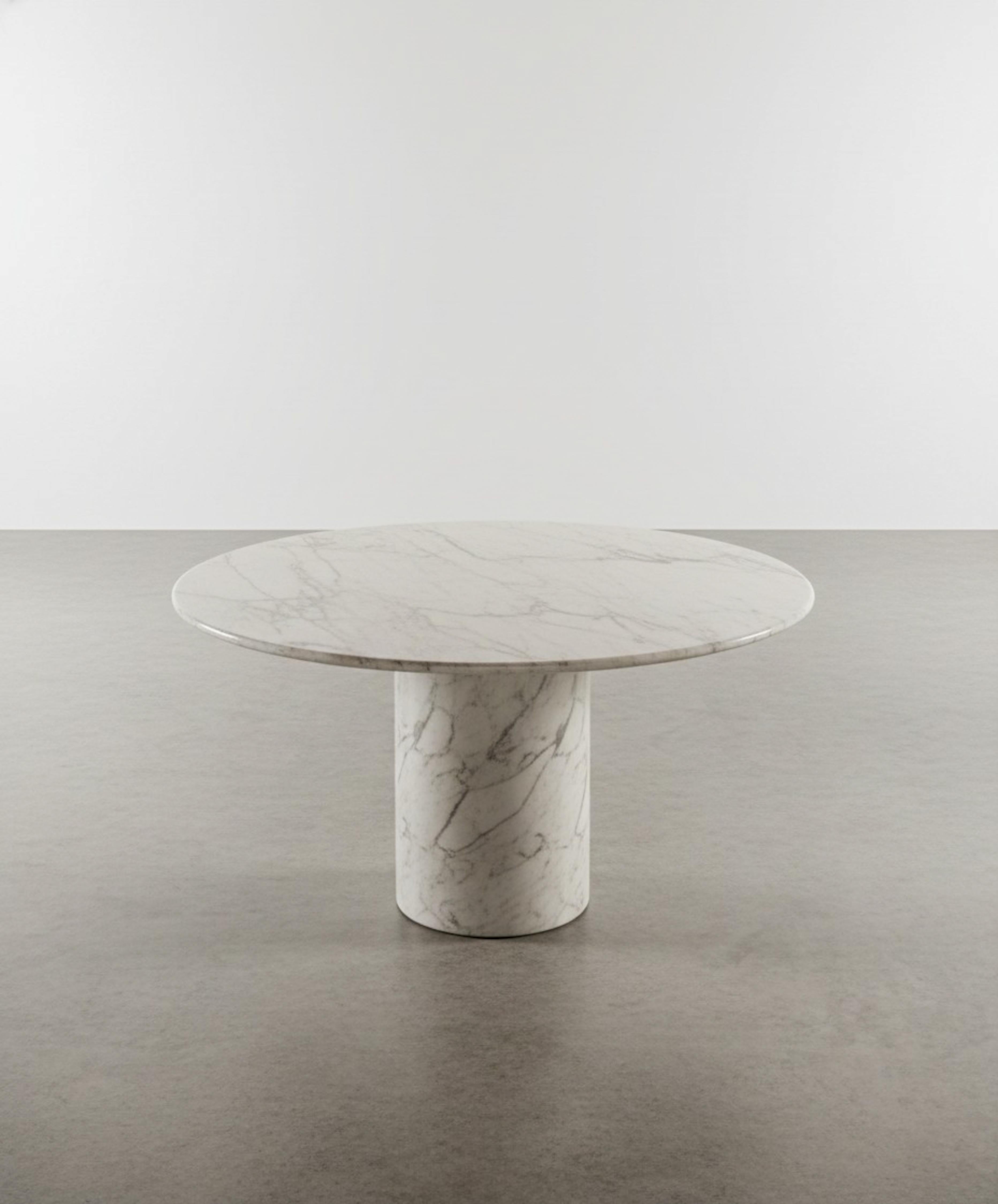 Carved Statuary Marble Dining Table - Statuario White House Marble Round Table For Sale