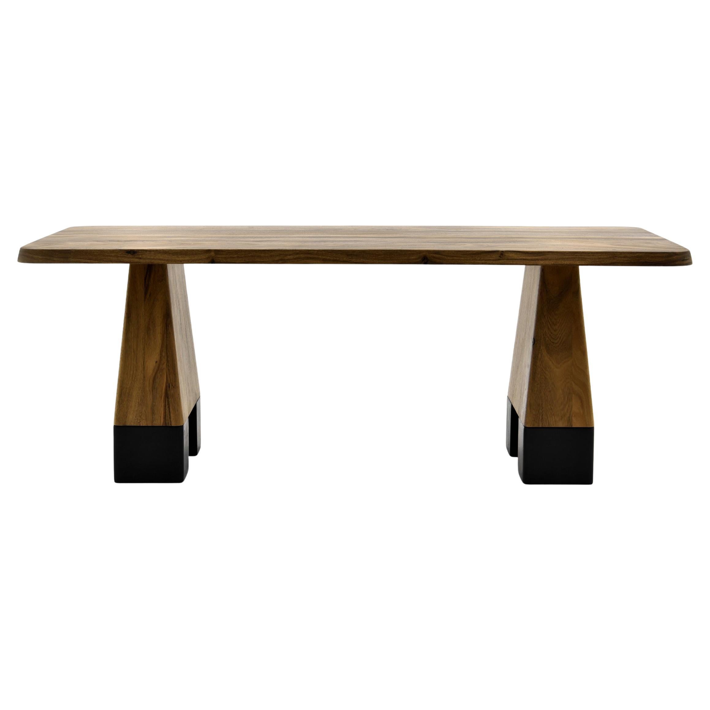 Statue Dining Table by DAaZ