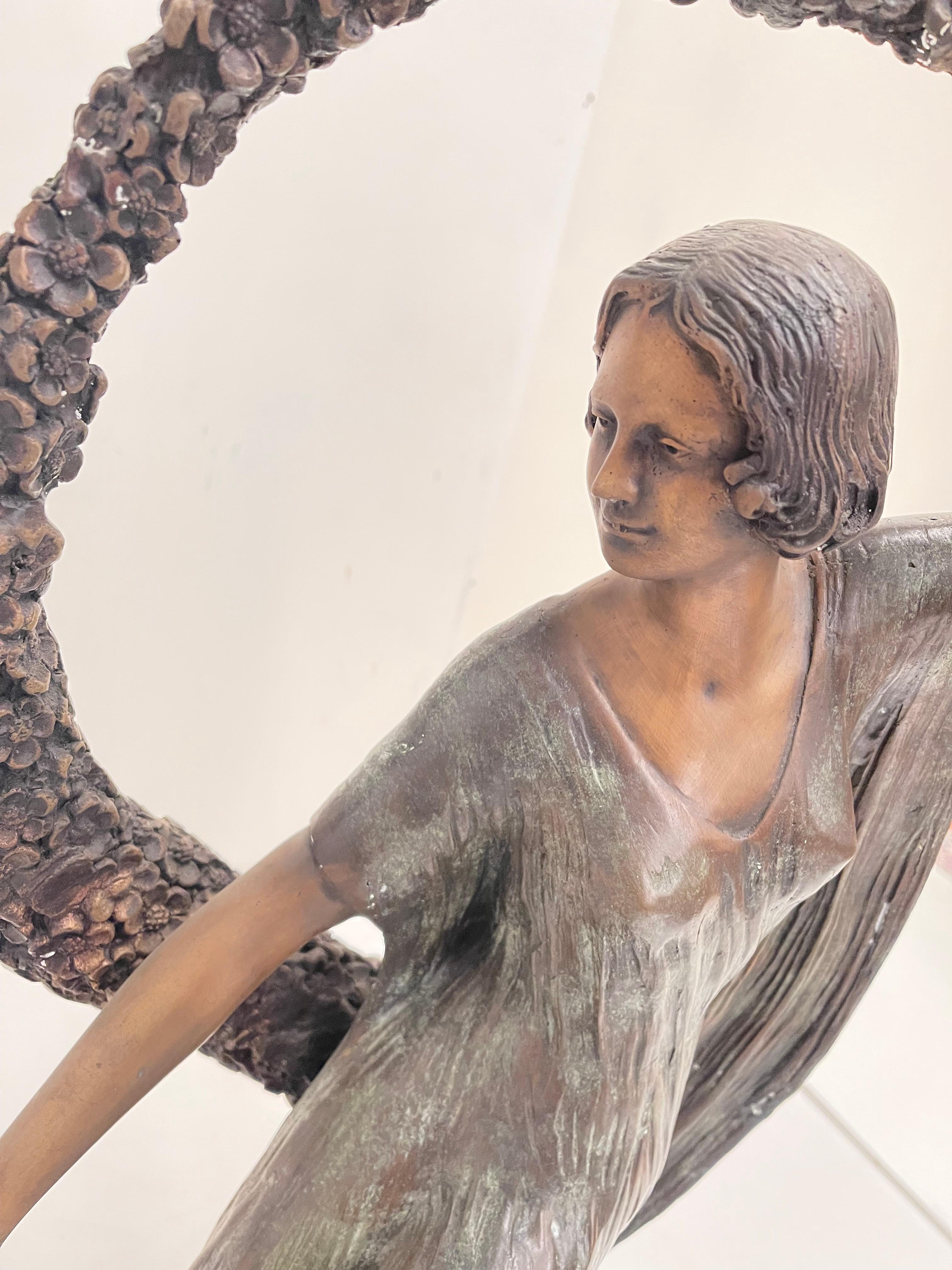 Statue der Göttin des Amors und der Belleza in Bronze (French) im Angebot