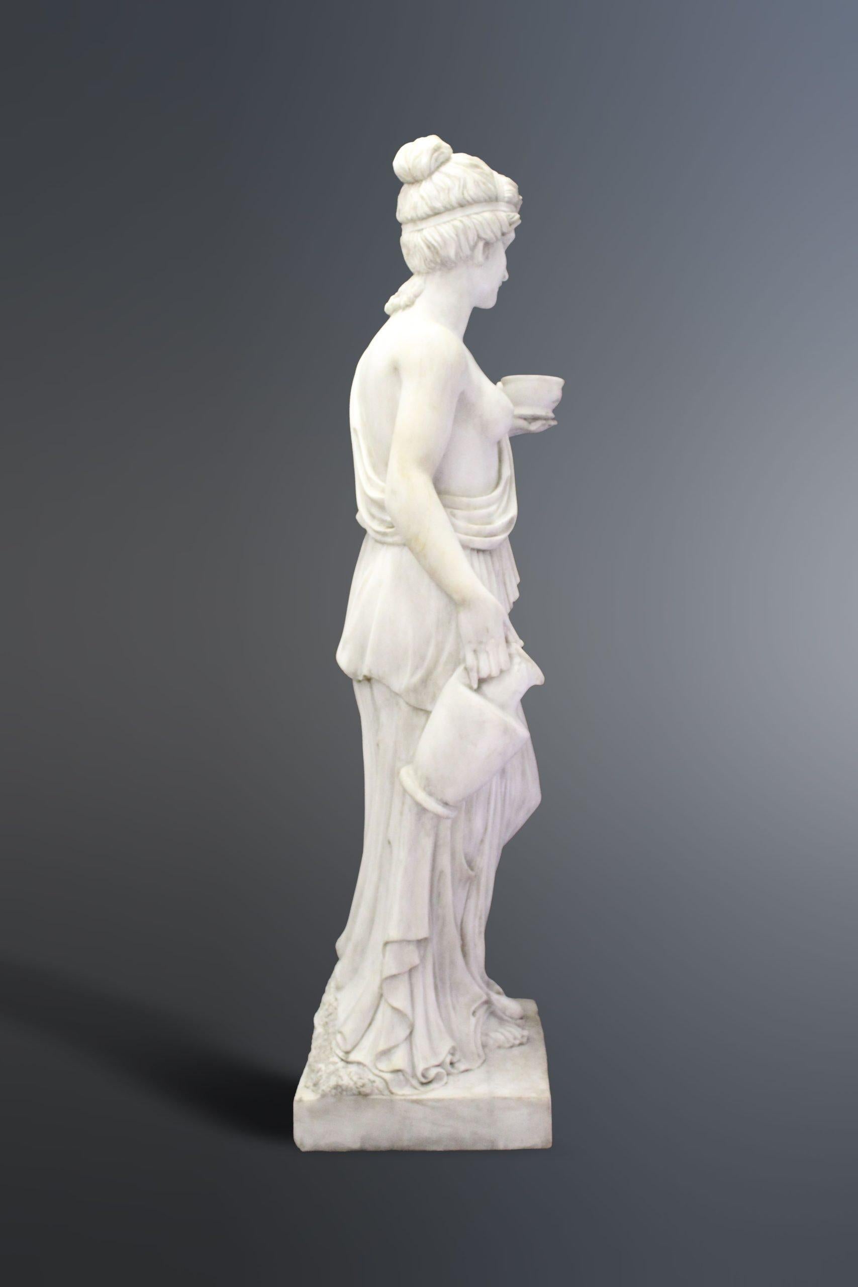 20th Century Statue in white Carrara marble For Sale
