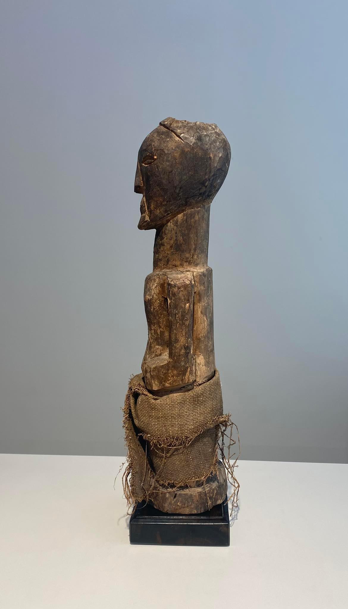 Statue Nkishi People Songye / Songe - Dr Kongo Afrikanische Kunst Anfang 20. im Angebot 7