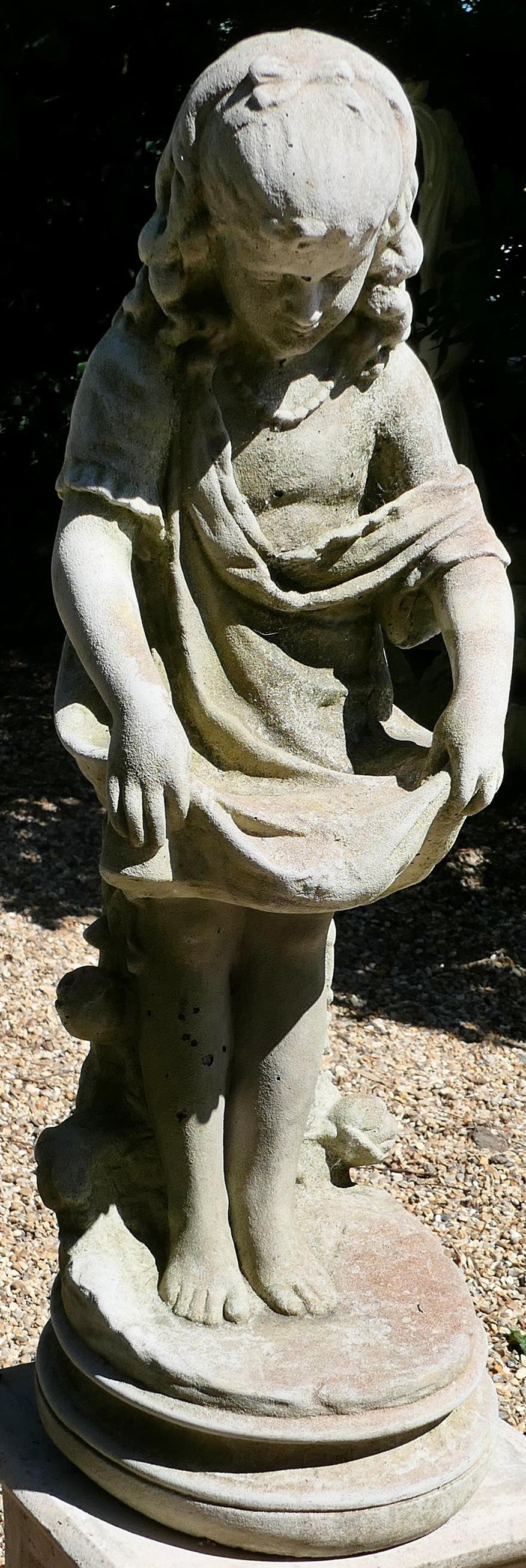 Statue of a Girl Holding Out her Apron    In Good Condition For Sale In Chillerton, Isle of Wight