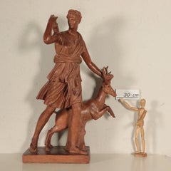 Statue of Diana Huntress