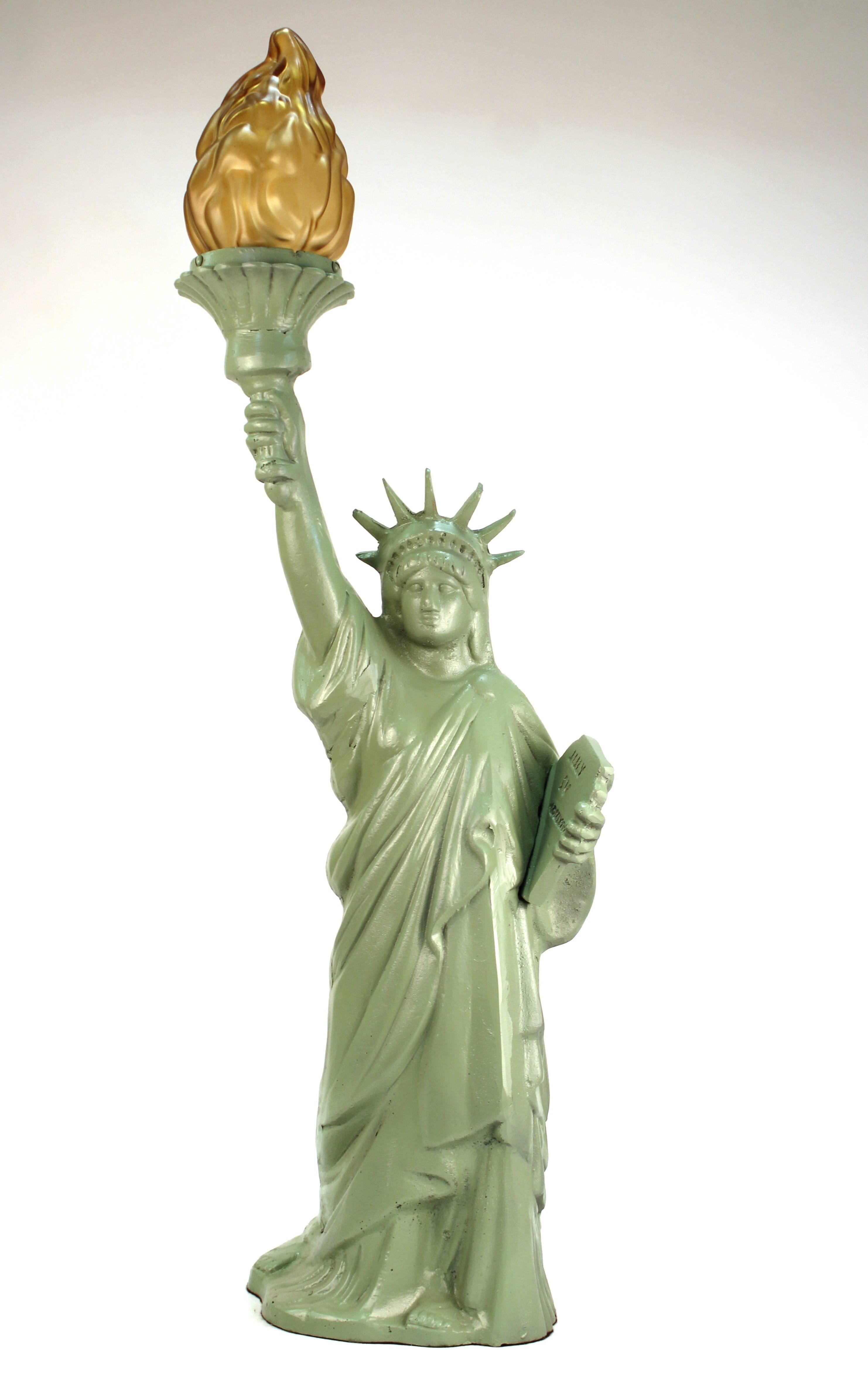 Statue of Liberty Iron Table Lamp 2