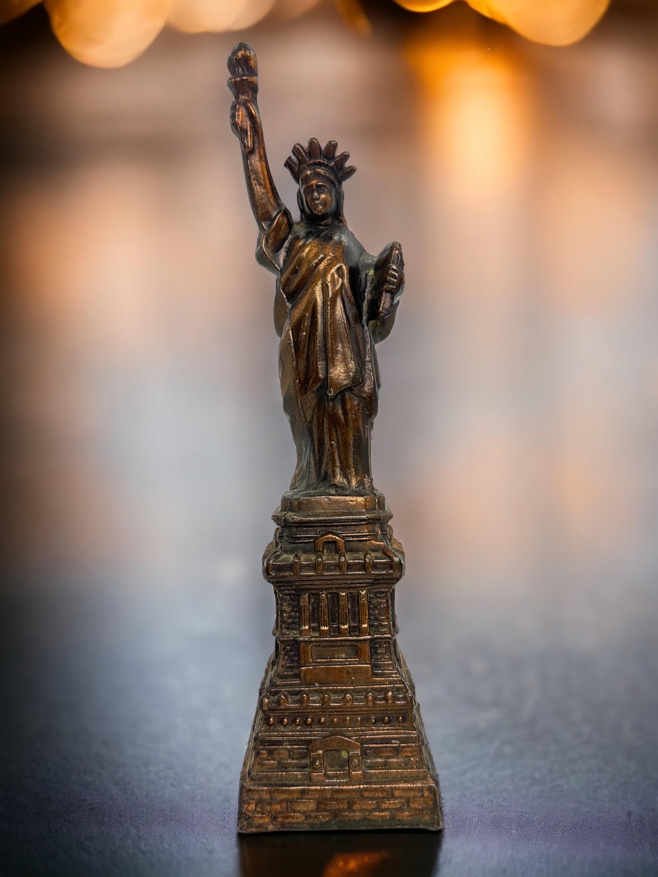 This vintage Statue of Liberty souvenir statue is being offered from a major estate sale in Vienna, Austria. Guaranteed old, original and as shown. It is impressive in size, measuring 9 1/2