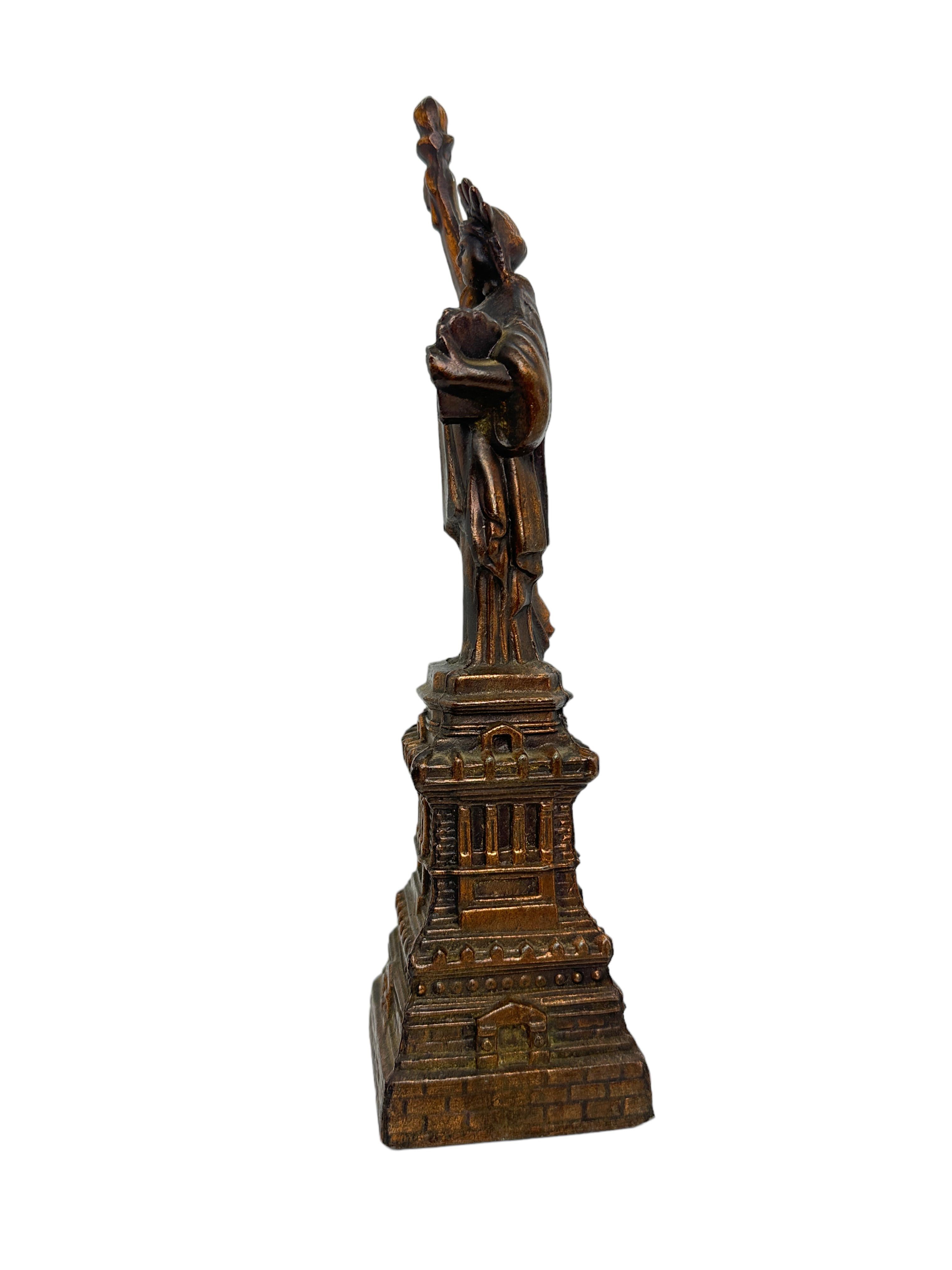 vintage statue of liberty souvenirs