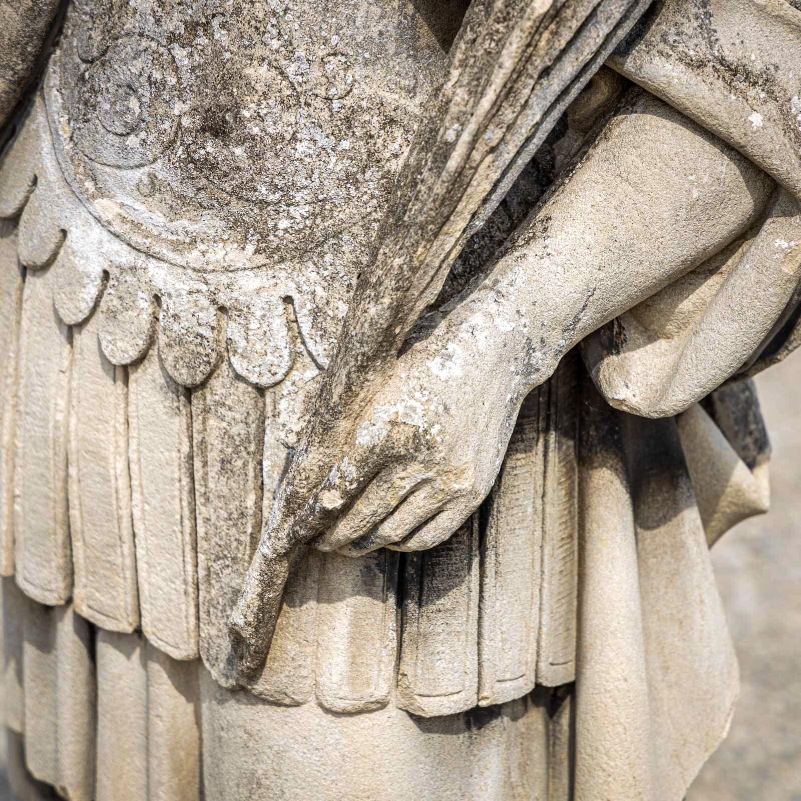 Statue des Heiligen Florian, um 1880 (Stein) im Angebot