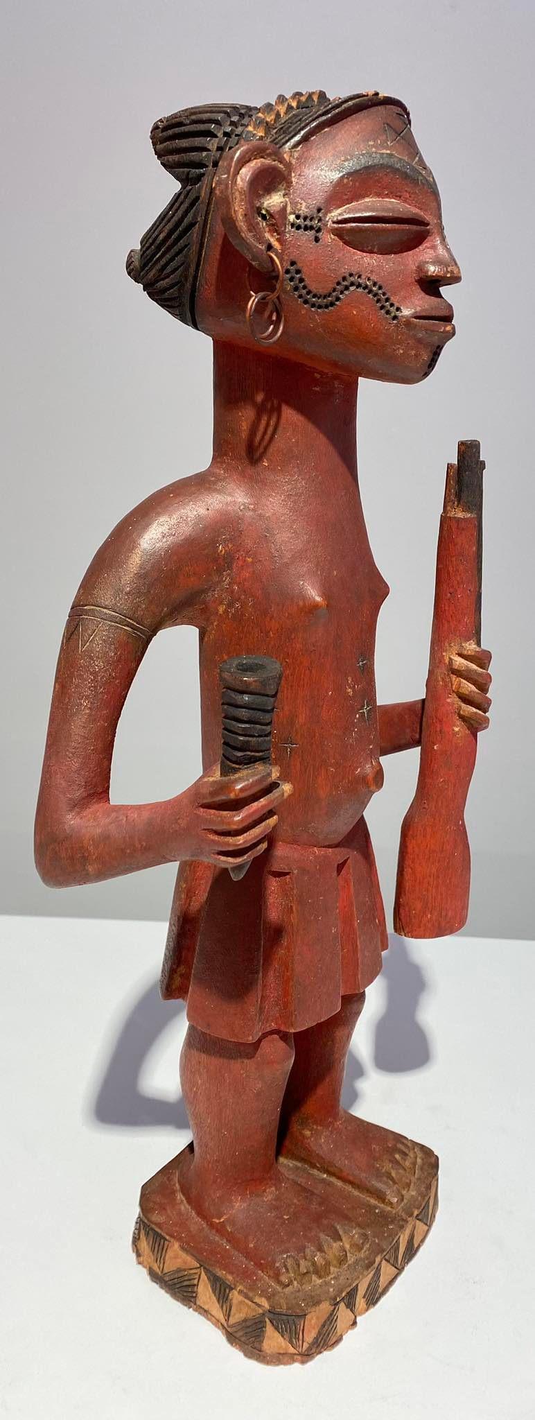 Congolese Statue Of The Tshokwe / Chokwe Tribe -Dr Congo African Art Angola - Early 20th C For Sale