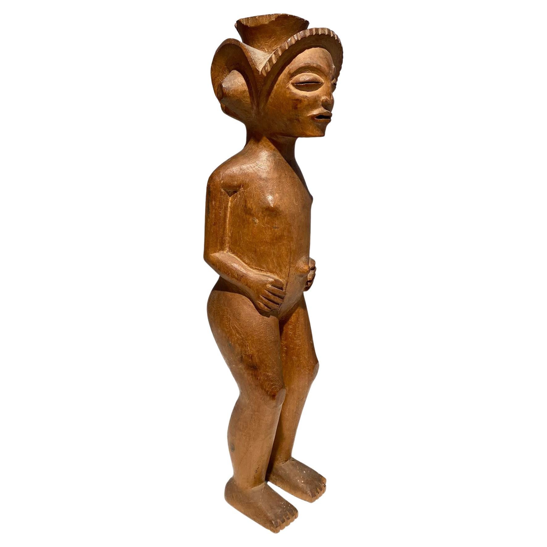 Statue Of The Tshokwe / Chokwe Tribe - DR Congo African Art Angola - Early 20th  For Sale