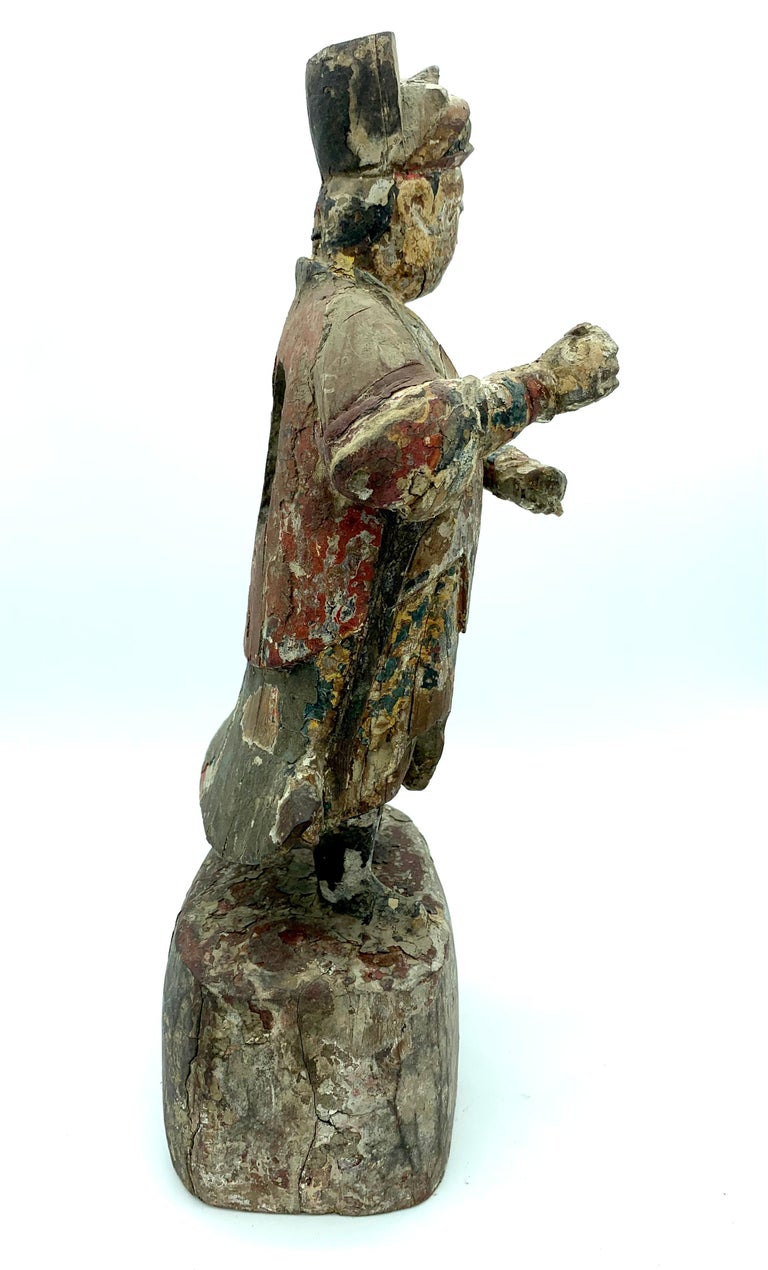Polychromed Statuette of a Chinese Man Wood Ming Dynasty XVIIe Century For Sale