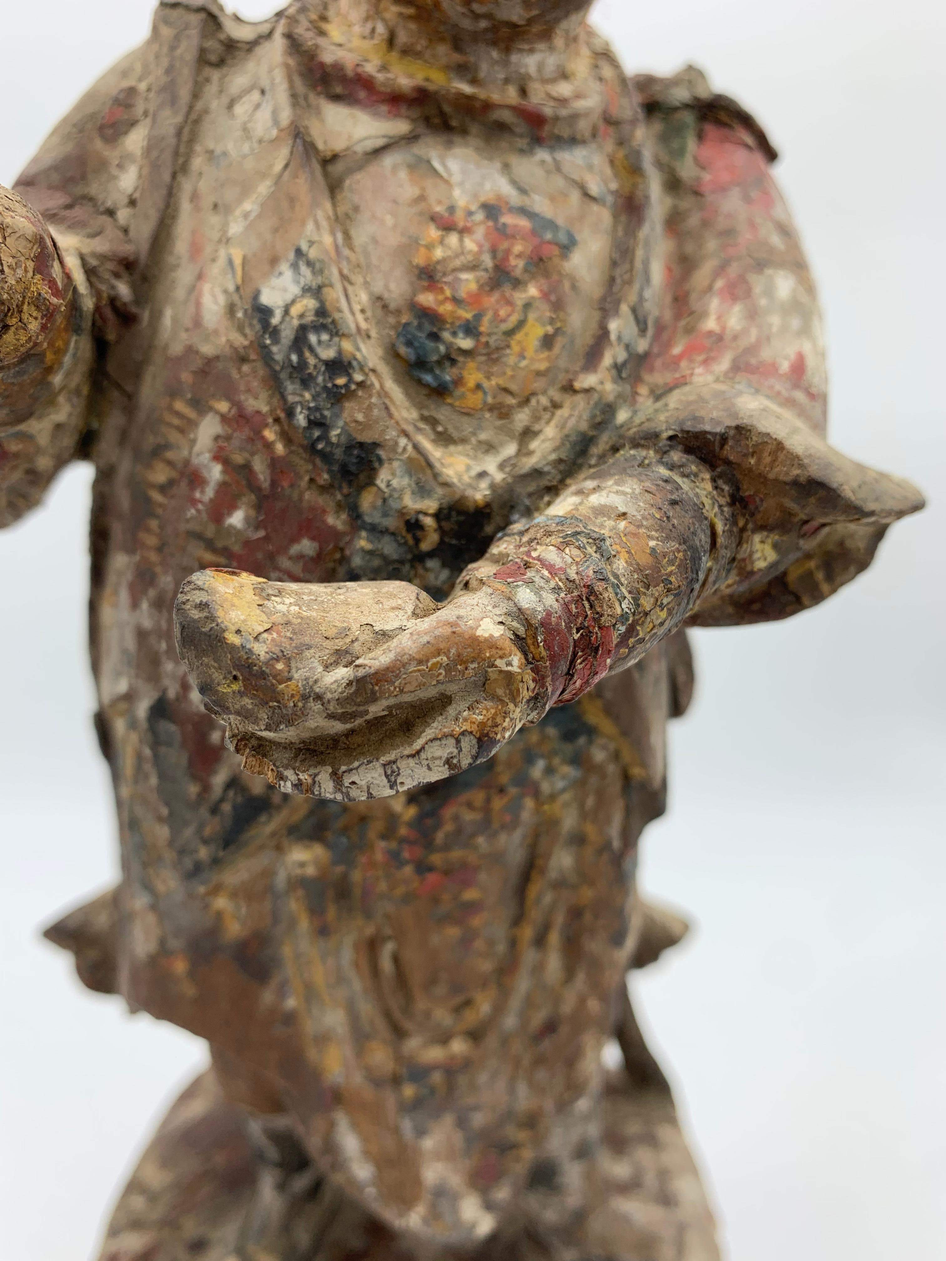 Statuette of a Chinese Man Wood Ming Dynasty XVIIe Century 1