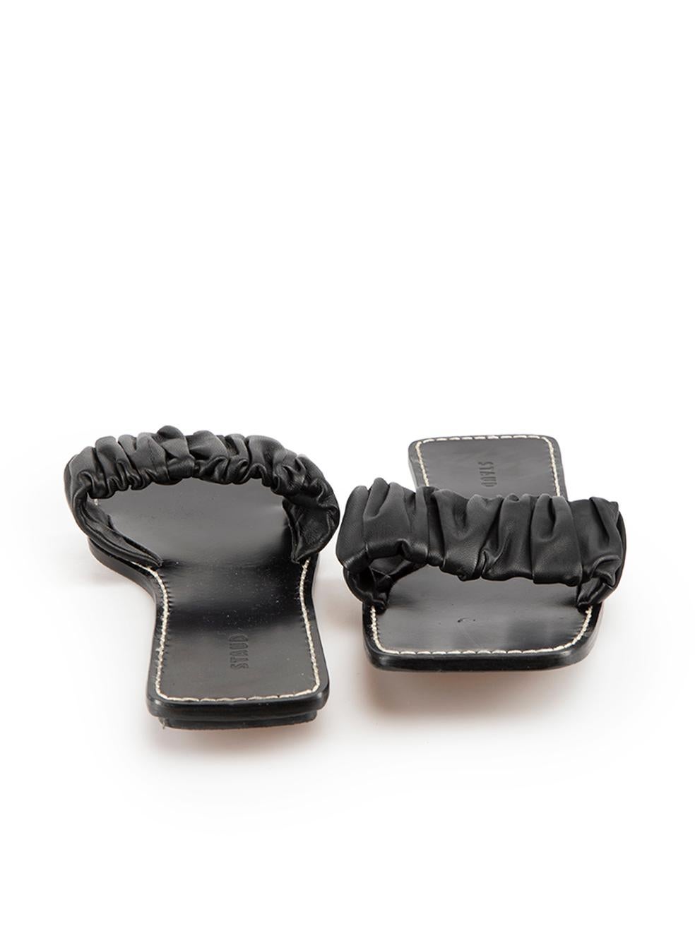 STAUD Black Leather Ruched Slides Size IT 36 In Good Condition For Sale In London, GB
