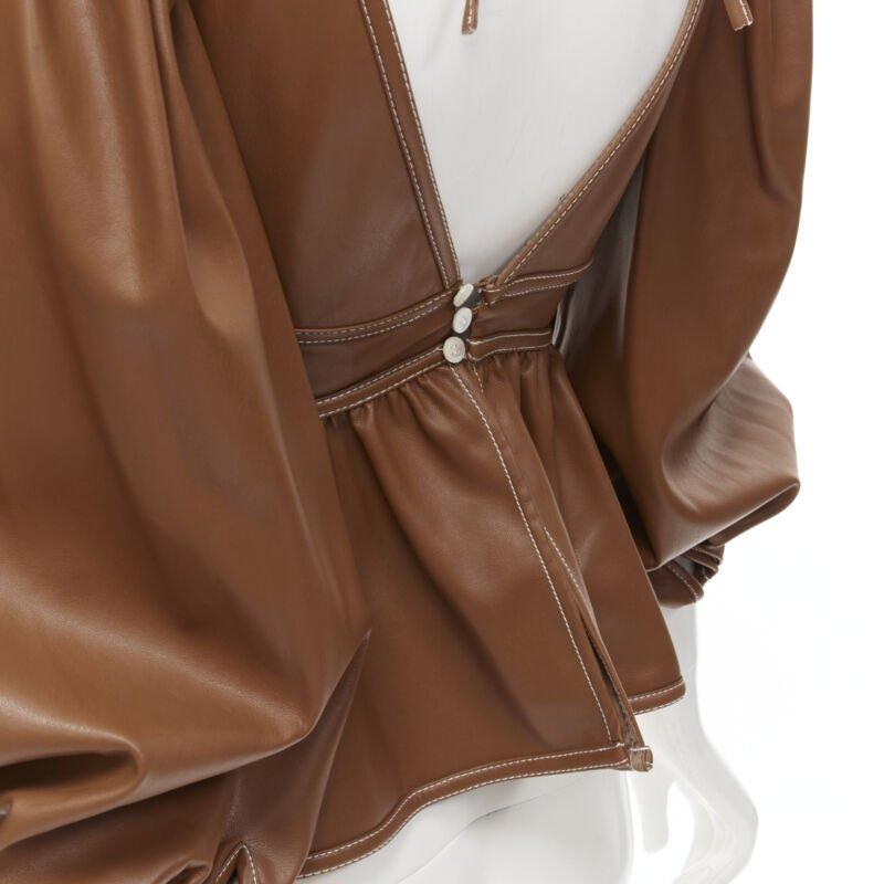 STAUD Luna tan marron vegan faux cuir col plongeant top à manches bouffantes US0 XS en vente 2