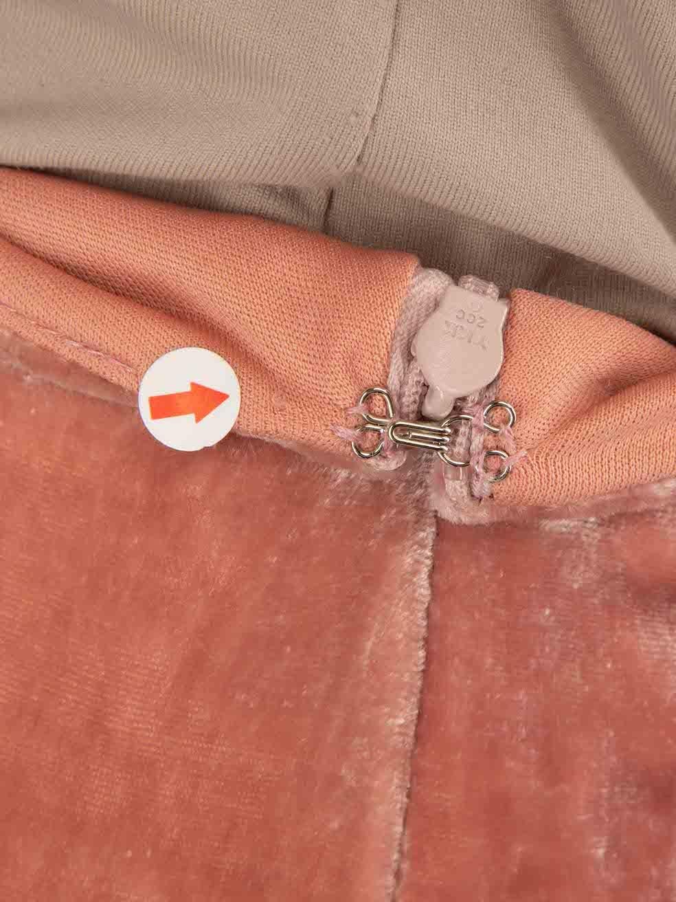 STAUD Pantalón pata salvaje terciopelo rosa Talla XS en Nuevo estado para la venta en London, GB
