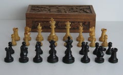 Jeu d'échecs lesté Oak Oak Fierce Knight 6.5cm Kings Carved oak Box, Ca 1920