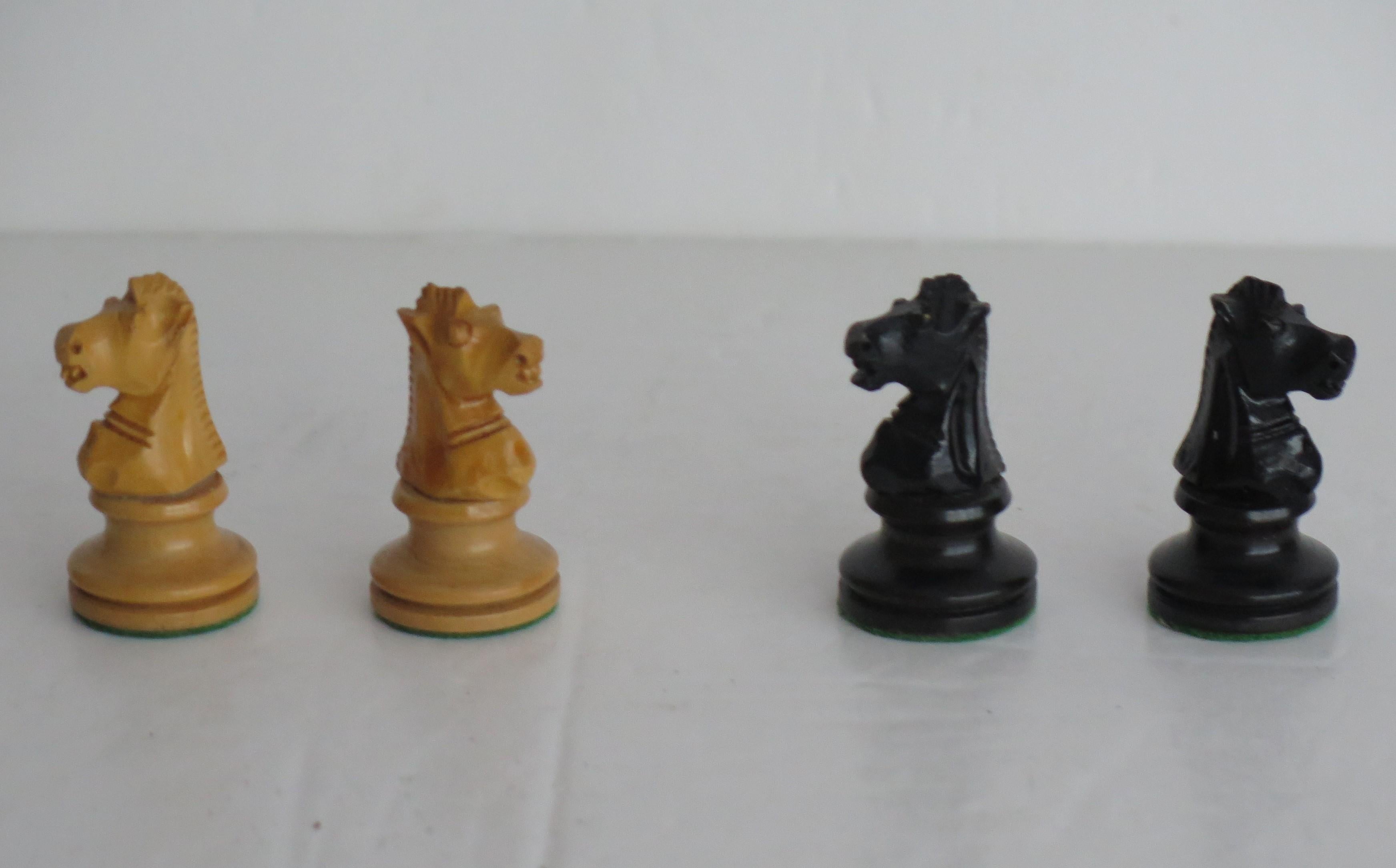 20th Century Staunton Fierce Knight Weighted Chess Set 6.5cm Kings Carved oak Box, Ca 1920