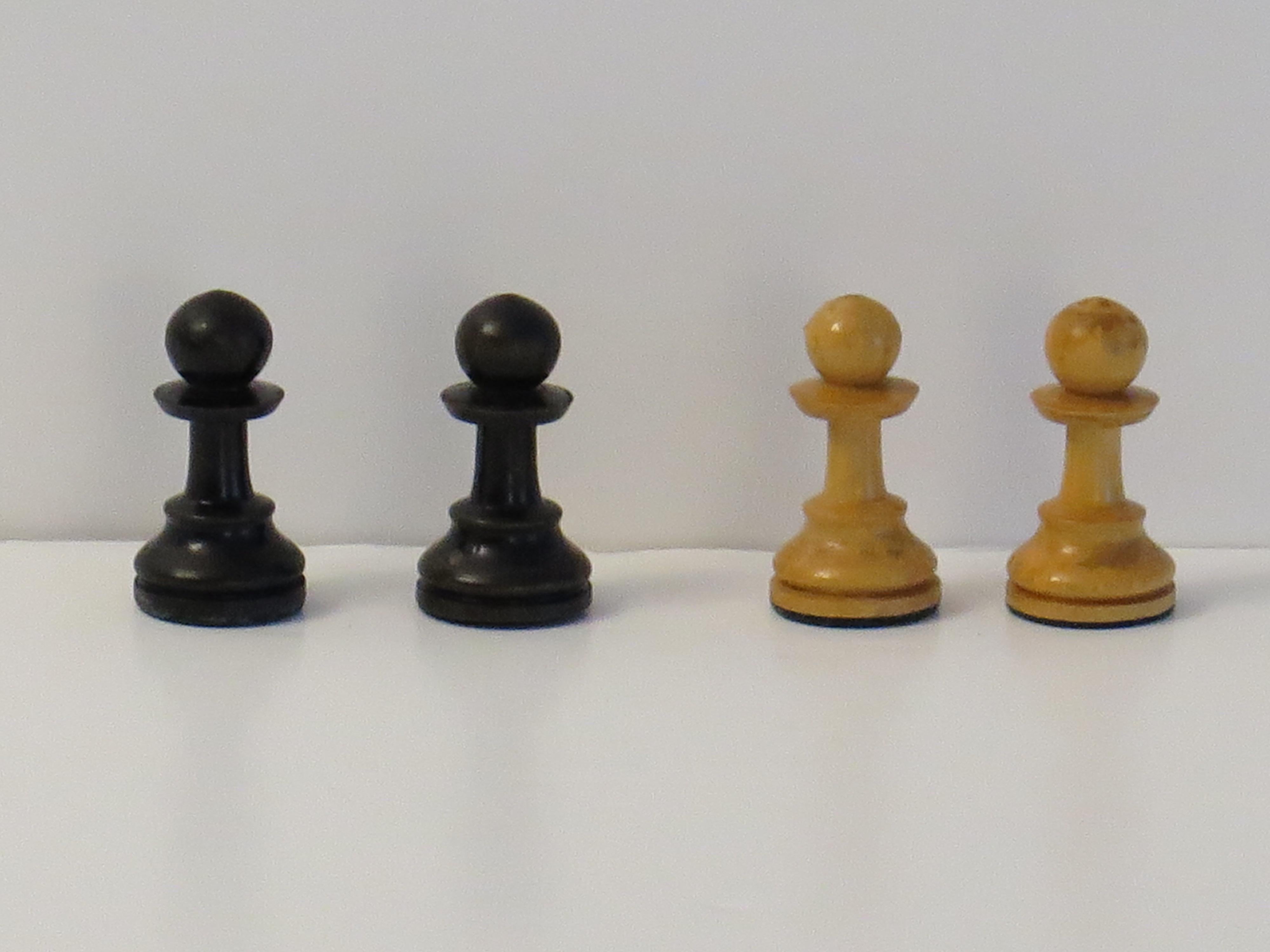 Staunton Fierce Knight Weighted Club Chess Set 8.5cm Kings Jointed Box, 19th C For Sale 5
