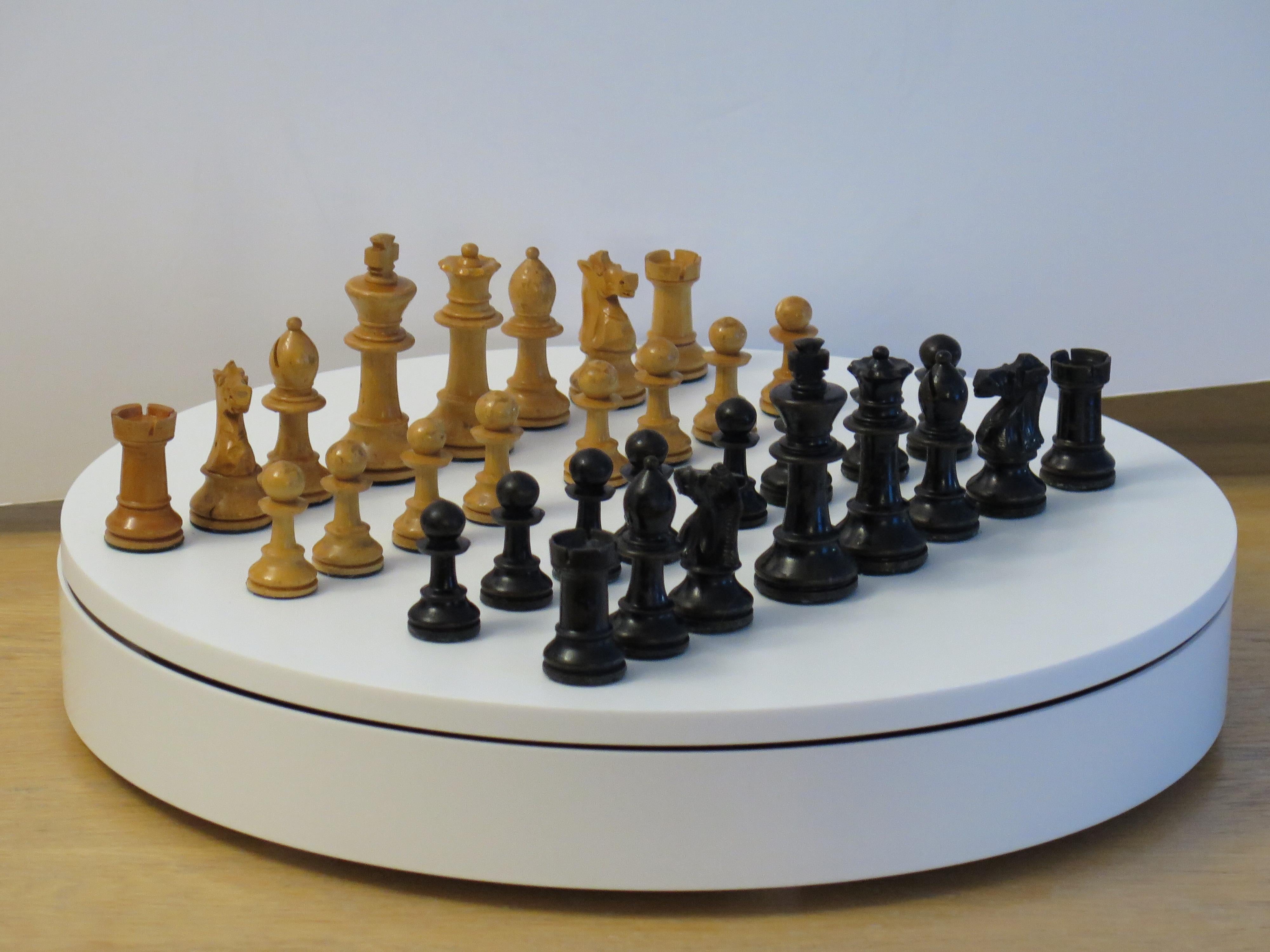 Bois de feuillus Staunton Fierce Knight Weighted Club Chesss Set 8.5cm Kings Jointed Box, 19th C en vente
