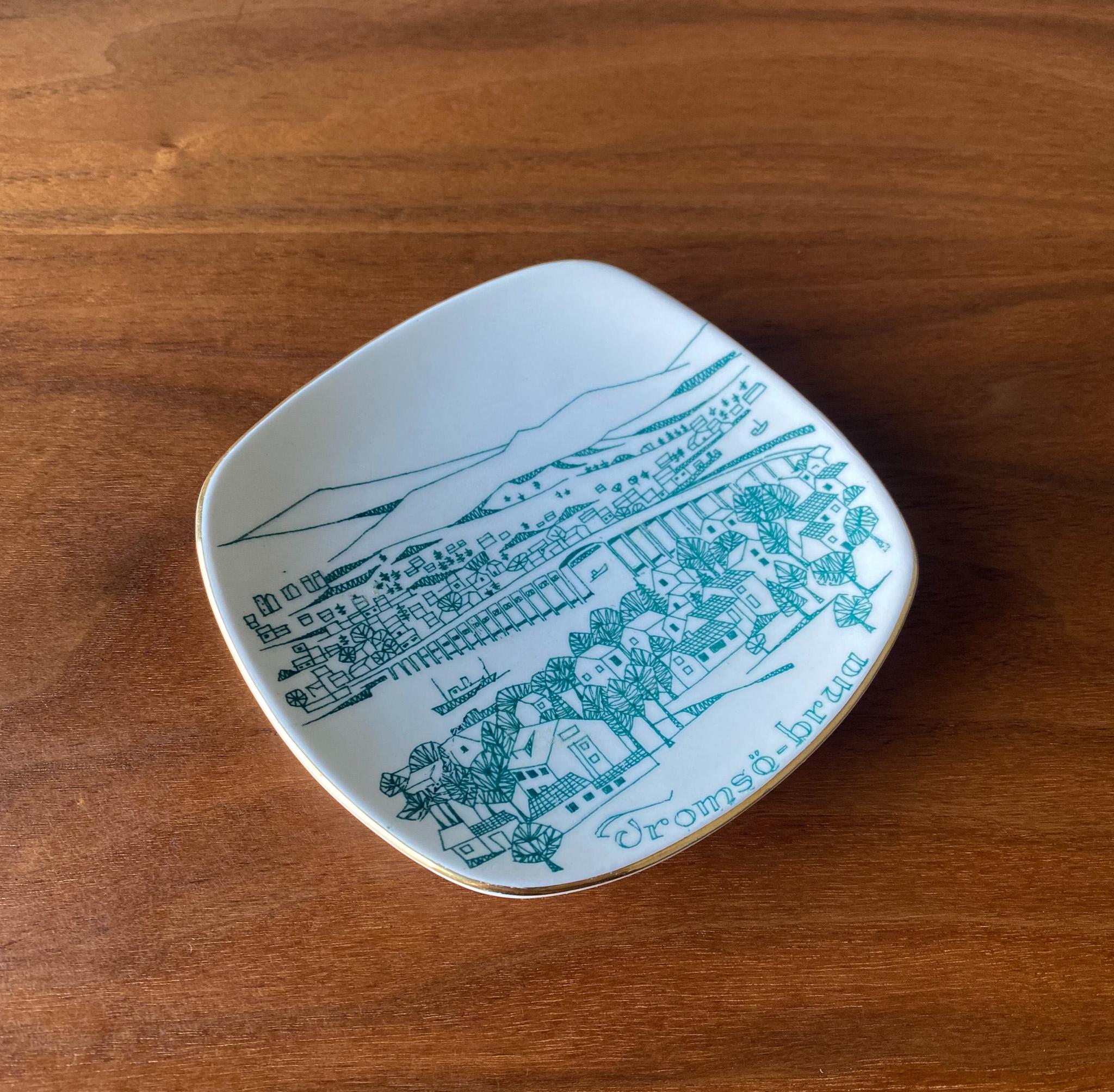 Stavangerflint Keramik Tromsø-Brua Tablett / Teller, Norwegen, um 1960 im Angebot 5
