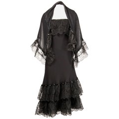 Ensemble deux pièces Stavropoulos des années 1970 : robe vintage en dentelle de soie noire ornée de perles + châle