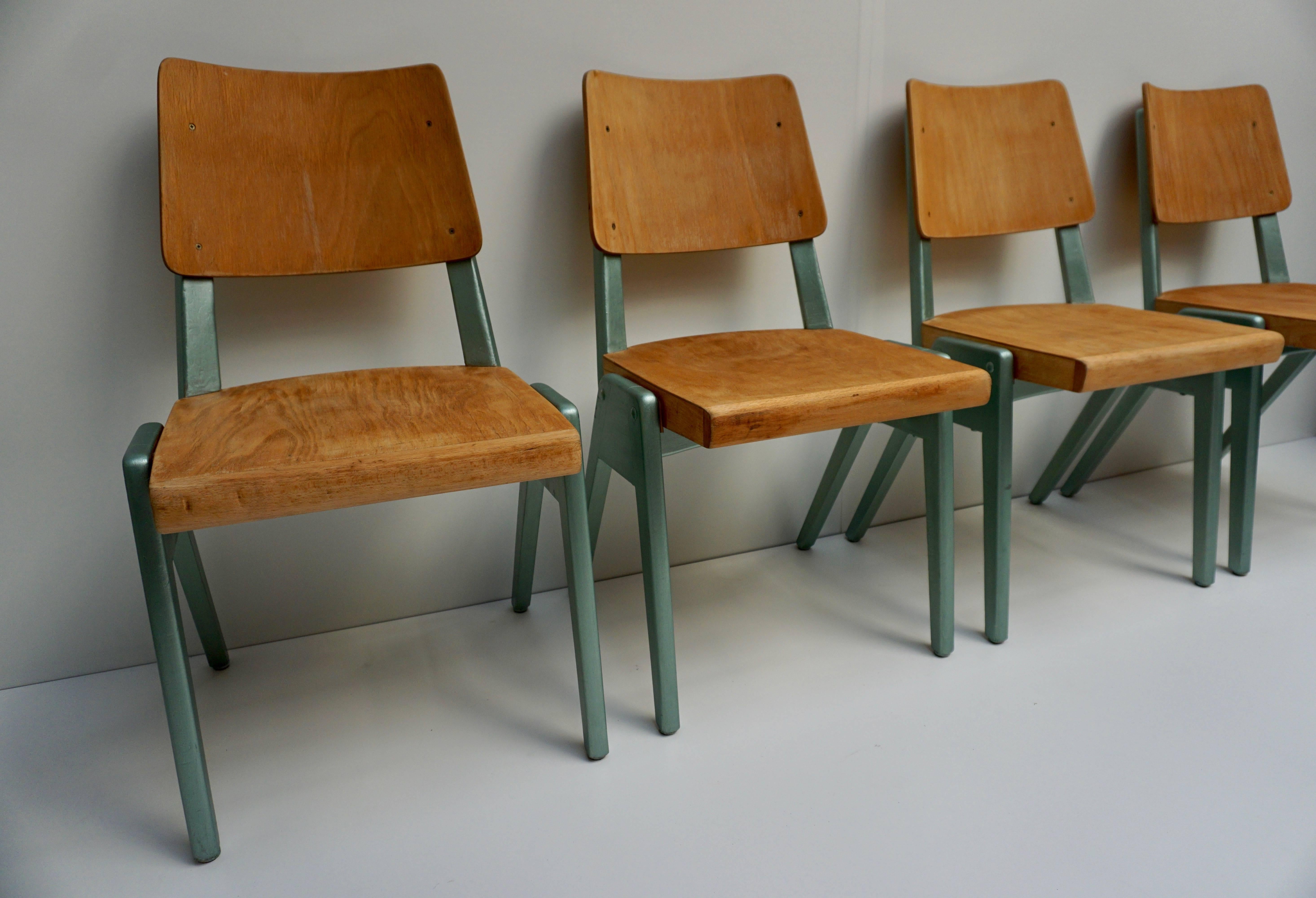 Esszimmerstühle aus Sperrholz im Angebot 10