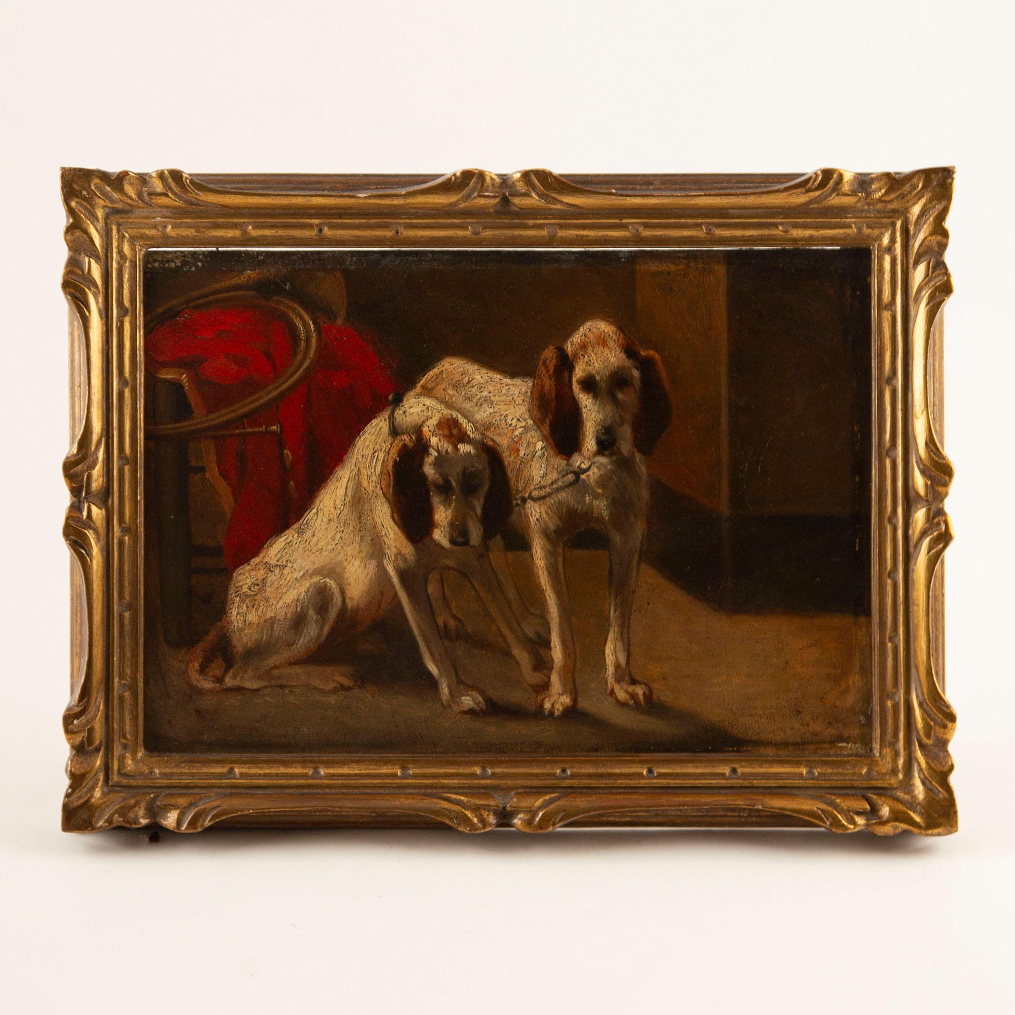 Continental School, principios del siglo XX - Pareja de lebreles atados
Óleo sobre tabla de madera dura que representa a dos perros de caza blancos y plateados -probablemente pointers ingleses- atados juntos en un interior tenuemente iluminado. El