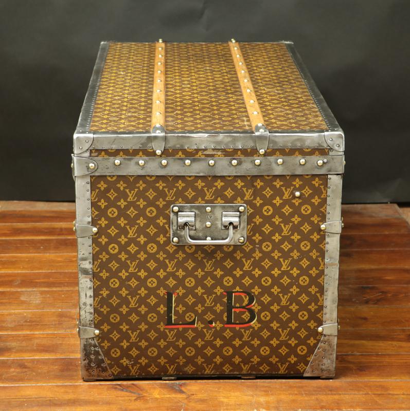 Steamer Louis Vuitton Trunk, with Its Interior in Camphor 1