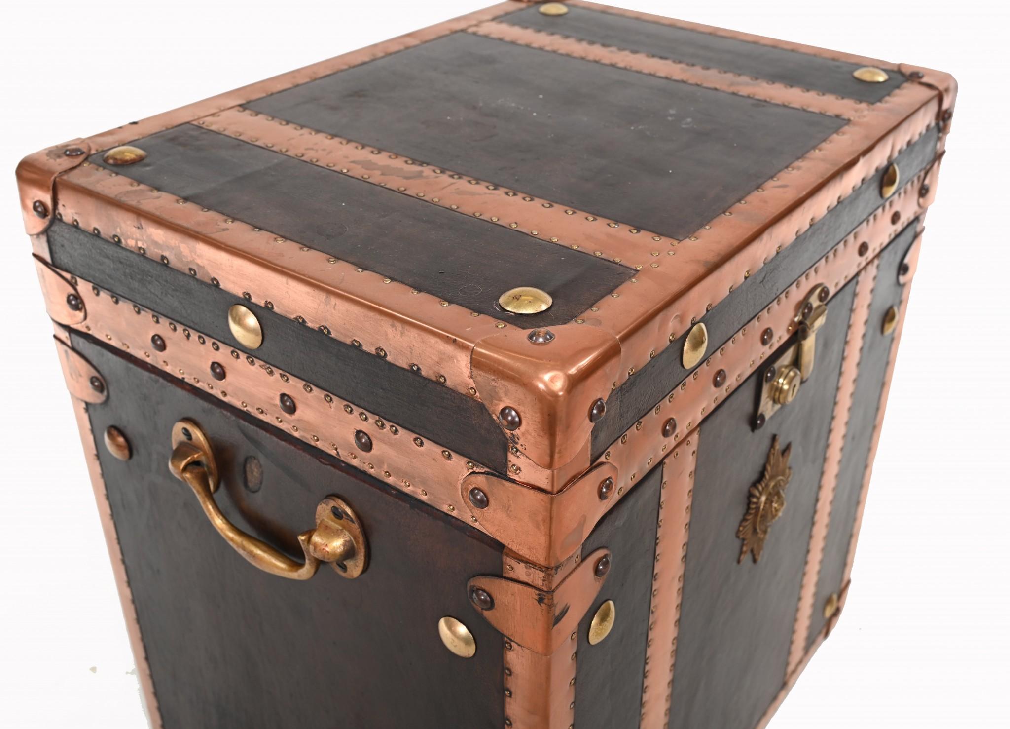 Steamer Trunk Luggage Box Case Side Table 2
