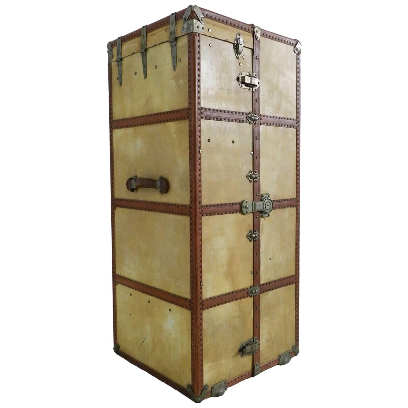 Steamer Trunk Wardrobe French early 20th Century Louis Vitton style For Sale