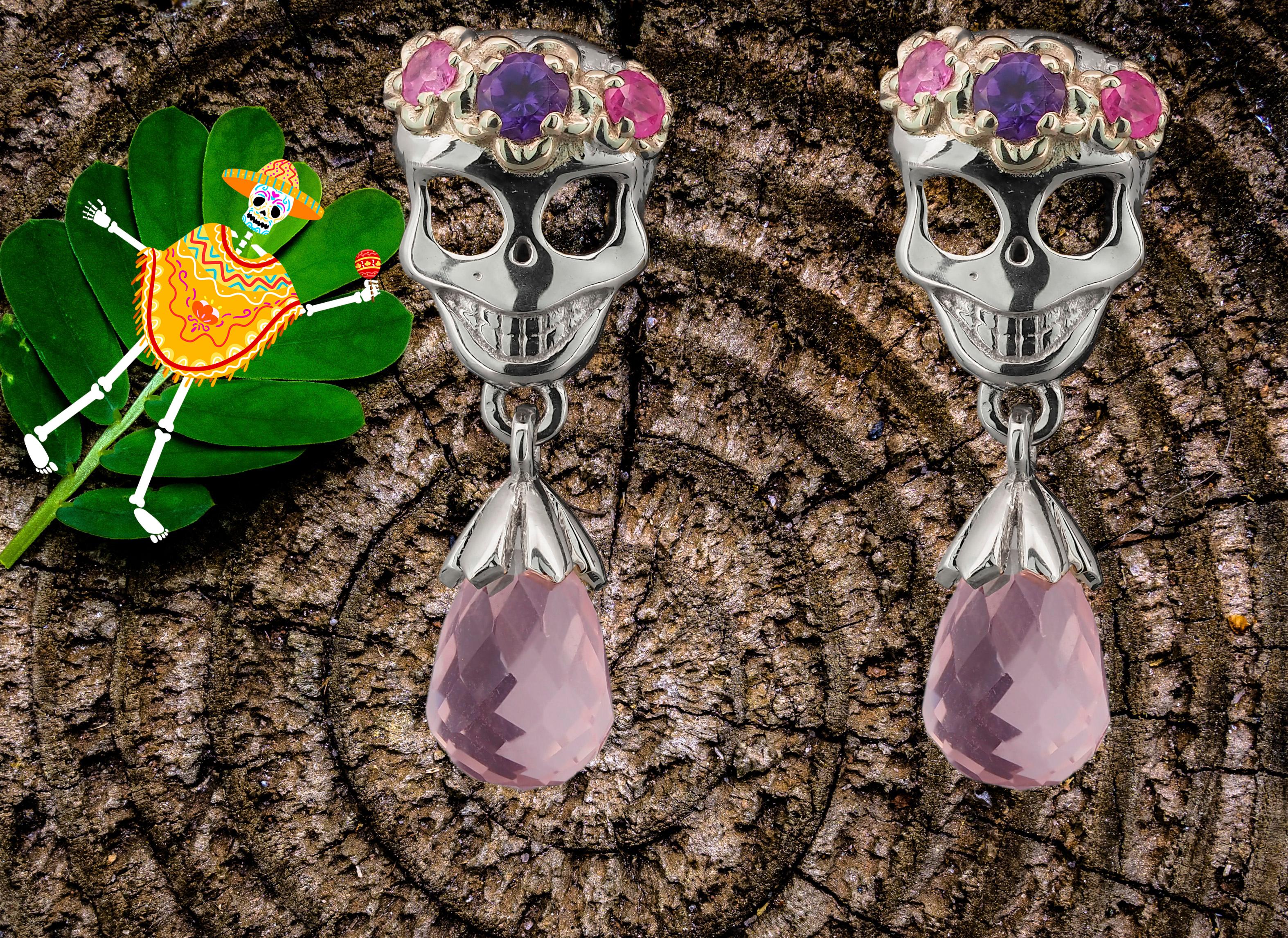Steampunk Skull Stud Earrings. 
14k gold scull earrings for woman. Rose quartz drop briolette earrings. Hallowen earrings. Sceleton studs.

Metal: 14k gold.
Weight: earrings: 2.9 g.
Earrings size - 20x8 mm.

Set with amethysts - 2 pieces , violet