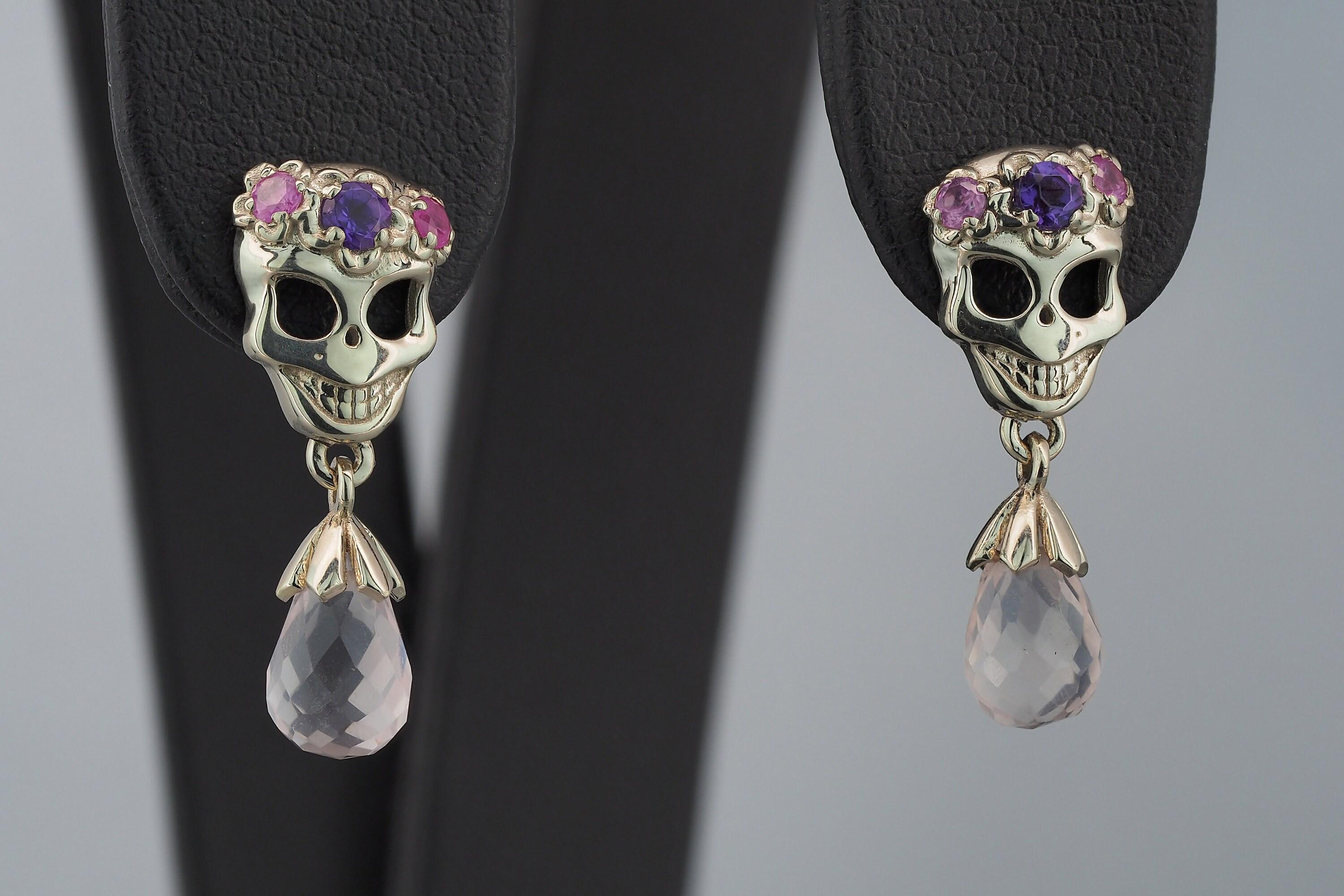 Steampunk Skull Stud Earrings im Angebot 2