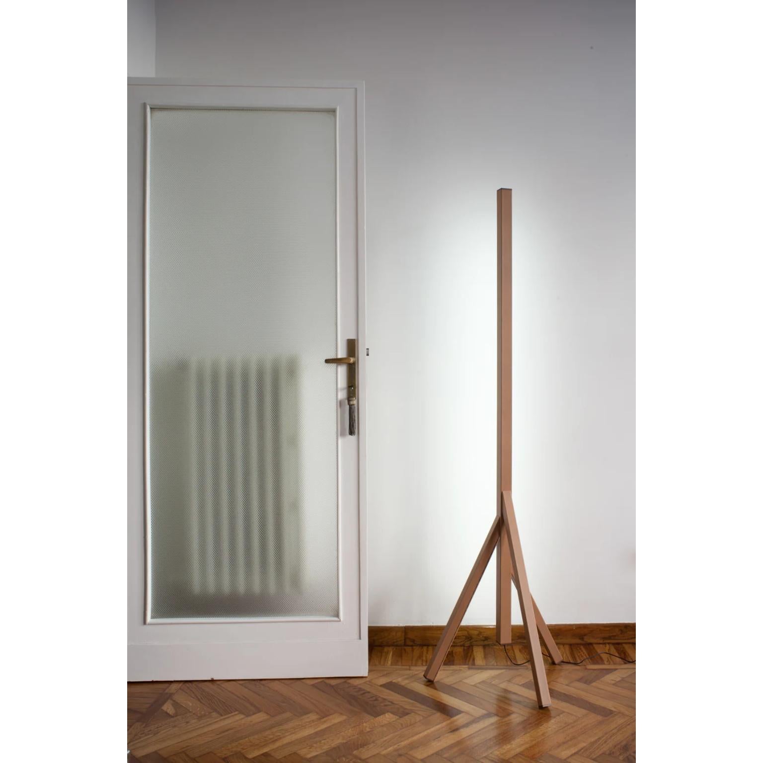 Lampadaire Stecco en aluminium et cuir tanné au végétal par Oscar Maschera Neuf - En vente à Geneve, CH