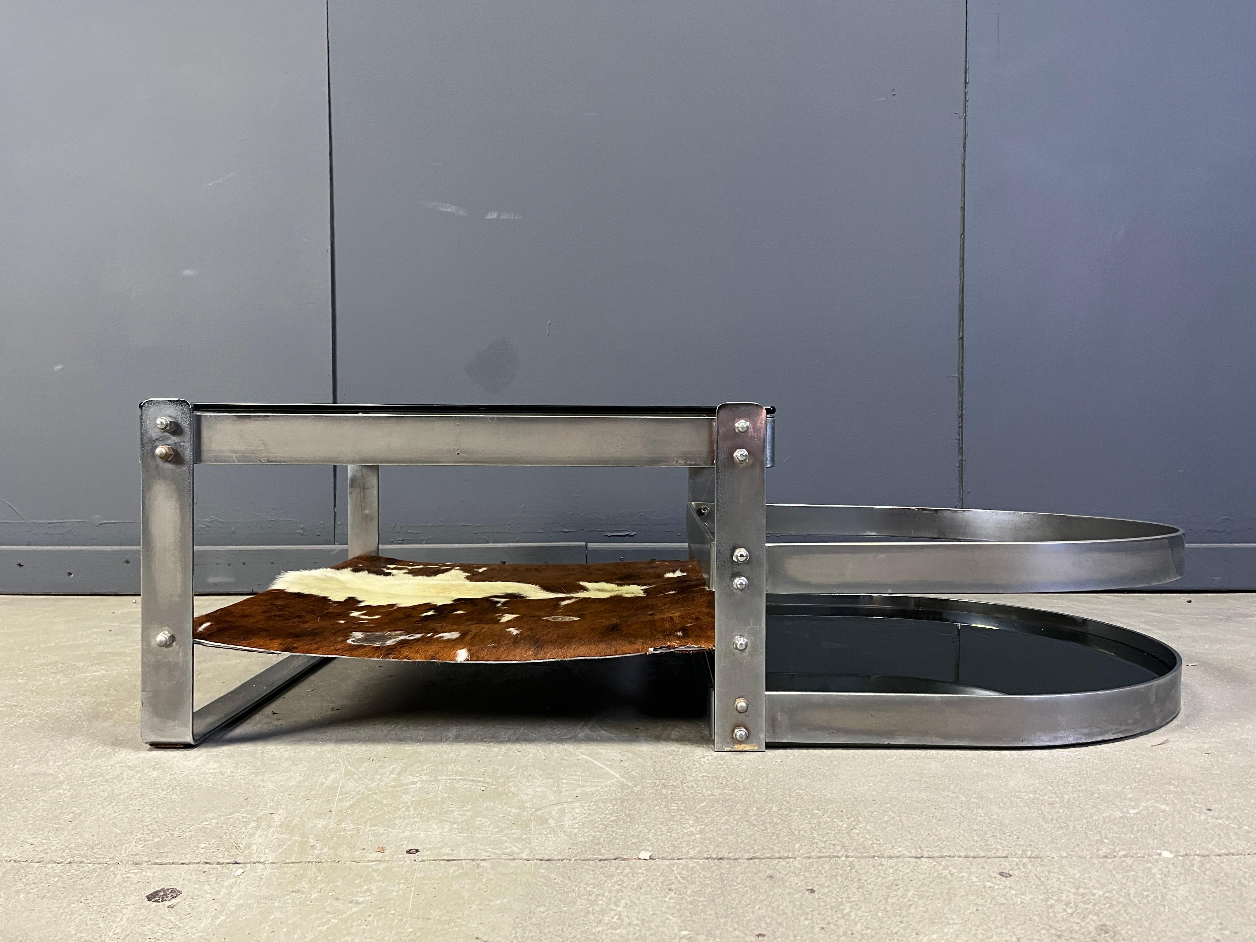 Table basse en acier et peau de vache par Willy Rizzo, 1970 en vente 3