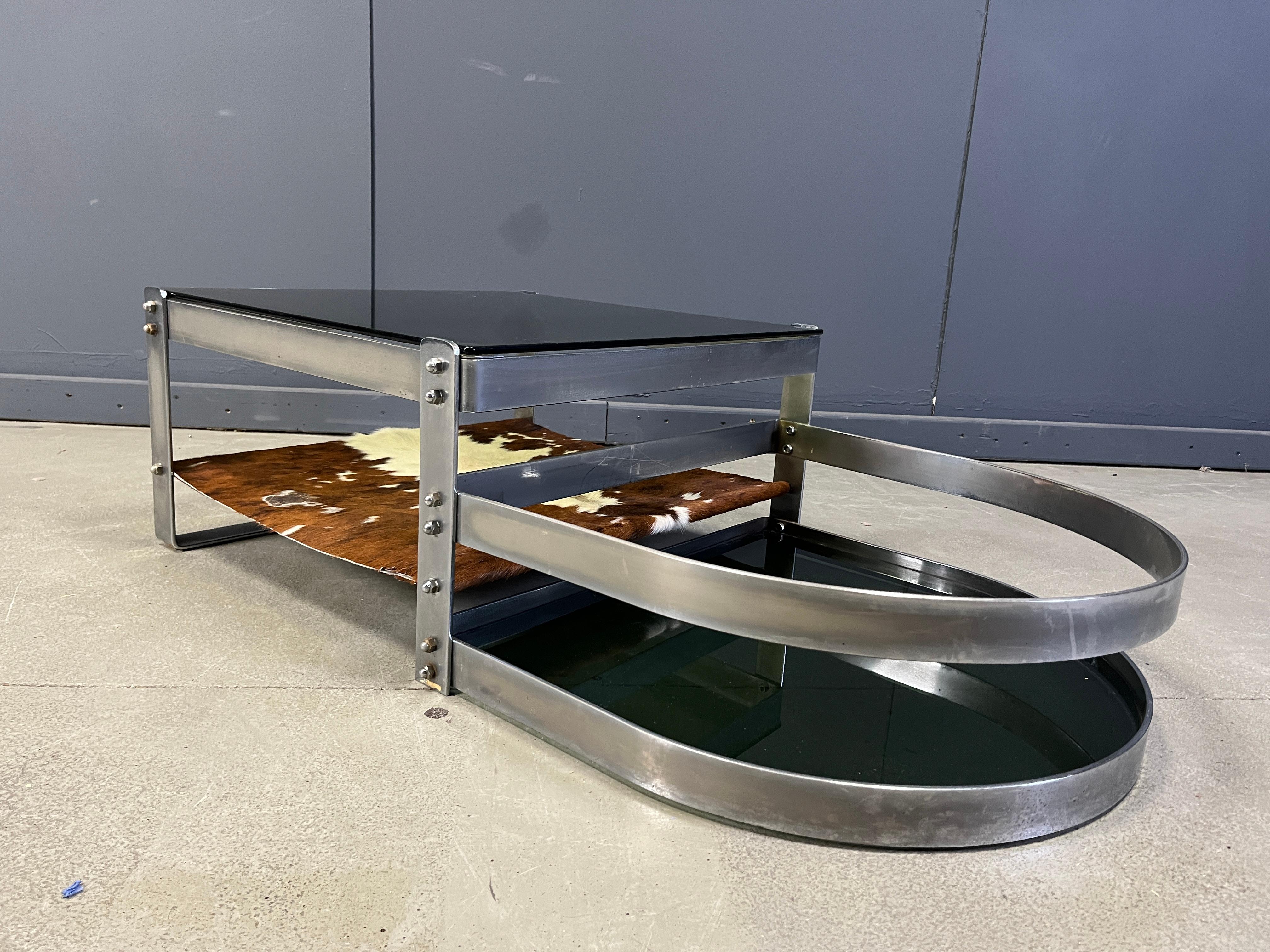 Table basse en acier et peau de vache par Willy Rizzo, 1970 en vente 1