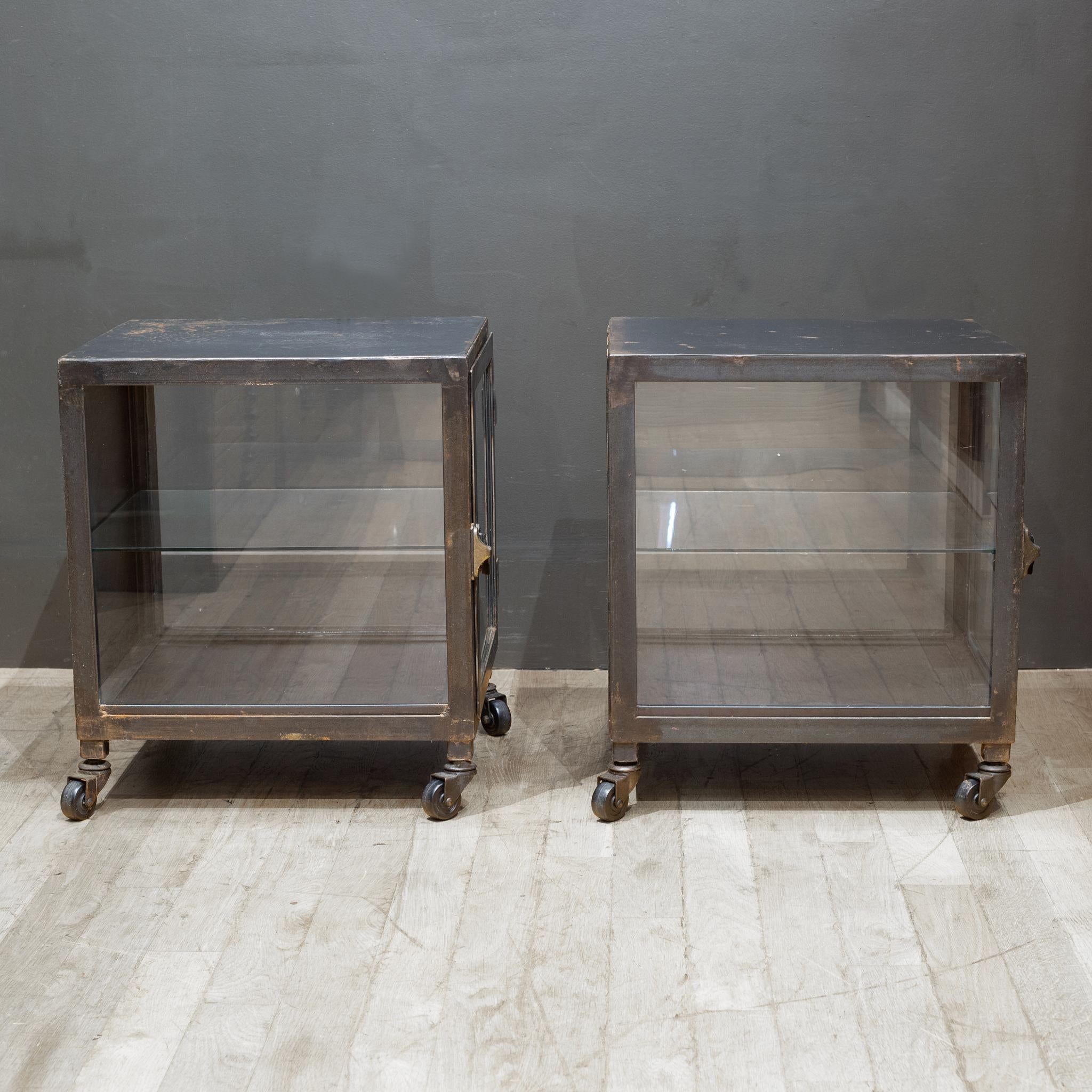 ABOUT

A pair of apothecary steel side or end tables with glass shelves and casters. 

    CREATOR Unknown. 
    DATE OF MANUFACTURE c.1995-2000.
    MATERIALS AND TECHNIQUES Steel, Glass.
    CONDITION Good. Minor wear consistent with age and use.