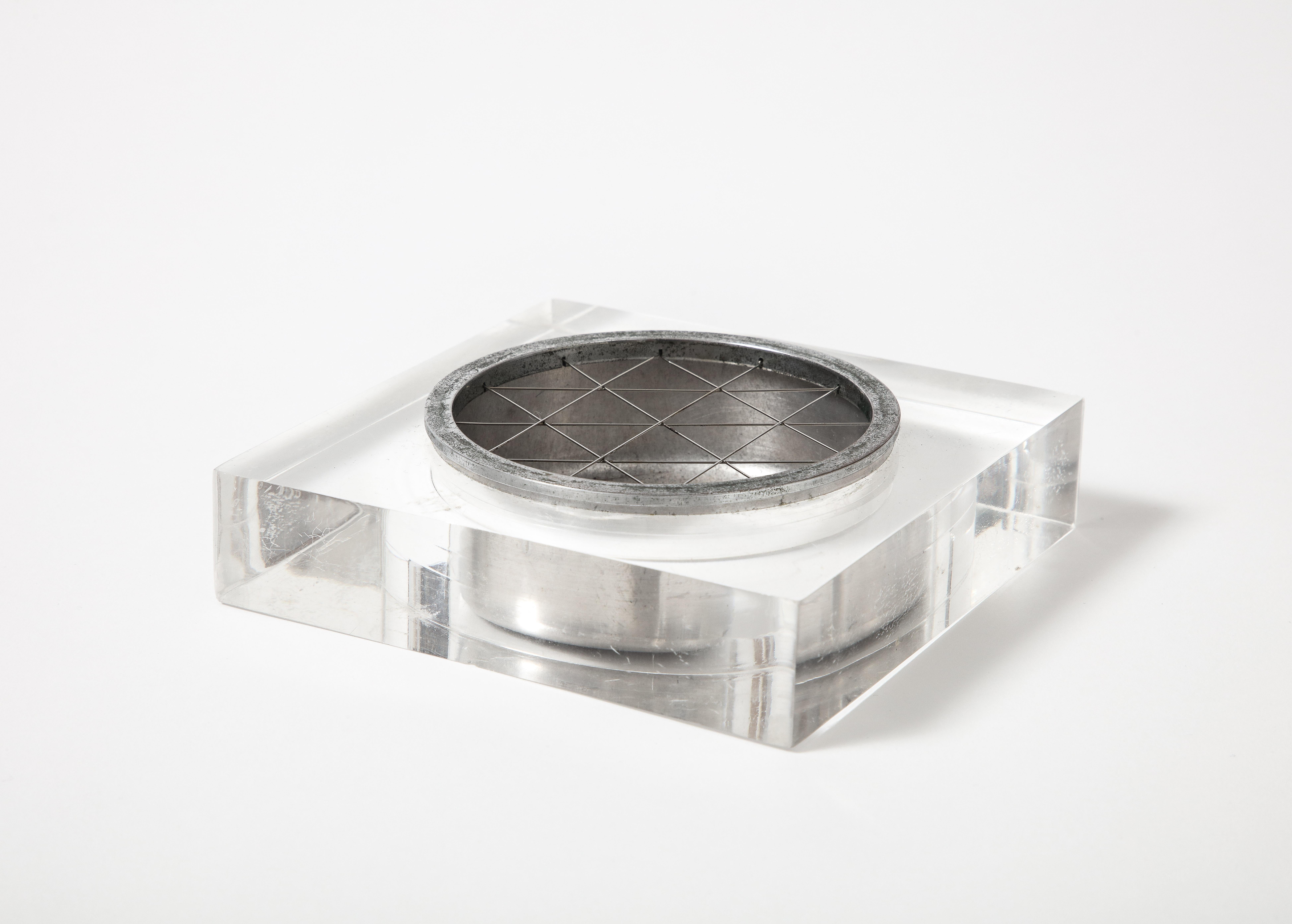Cenicero/Vide Poche de Acero y Lucite en venta 2