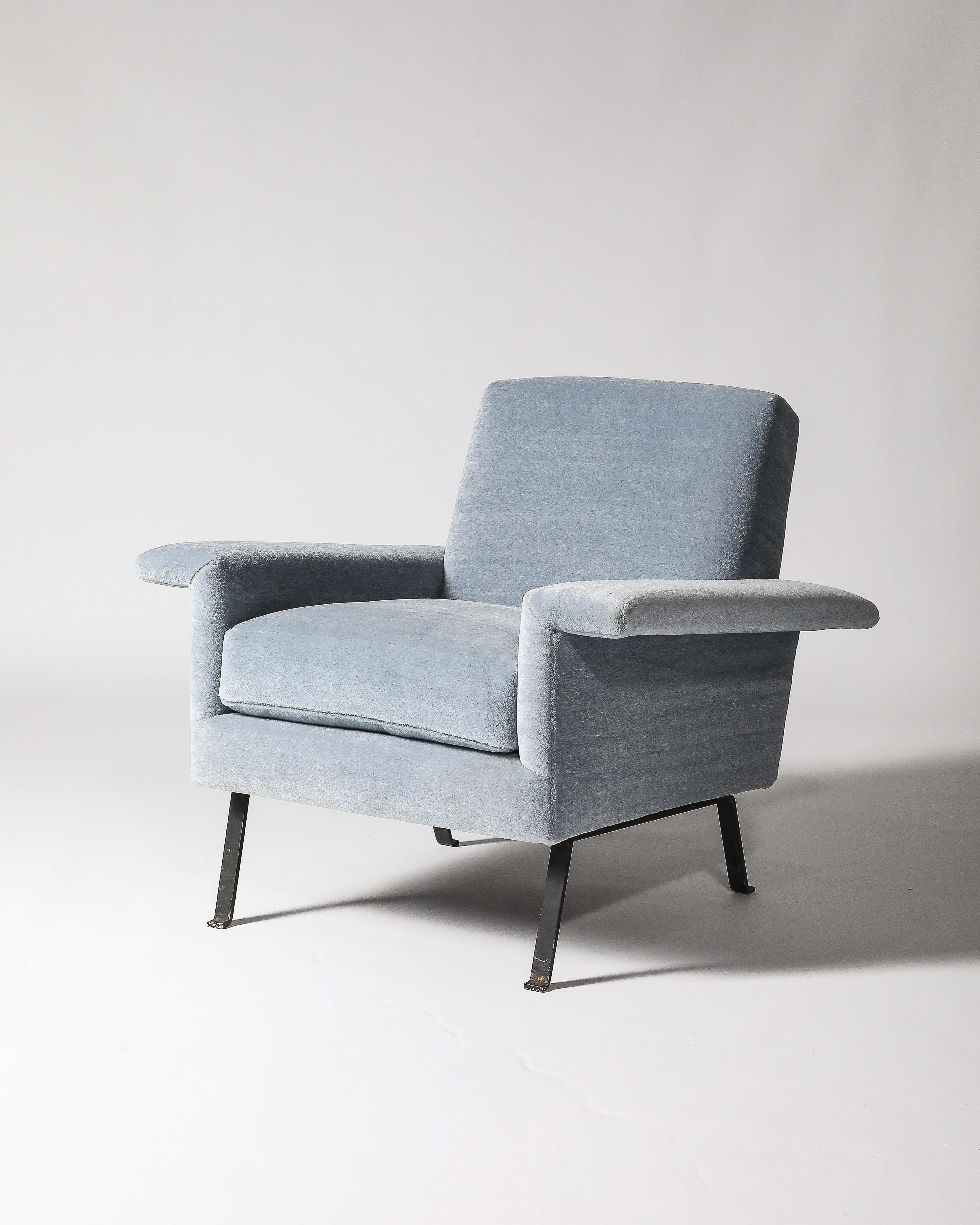 Fauteuil en acier et mohair à la manière d'Ico Parisi, Italie, c. 1960 Bon état - En vente à New York City, NY
