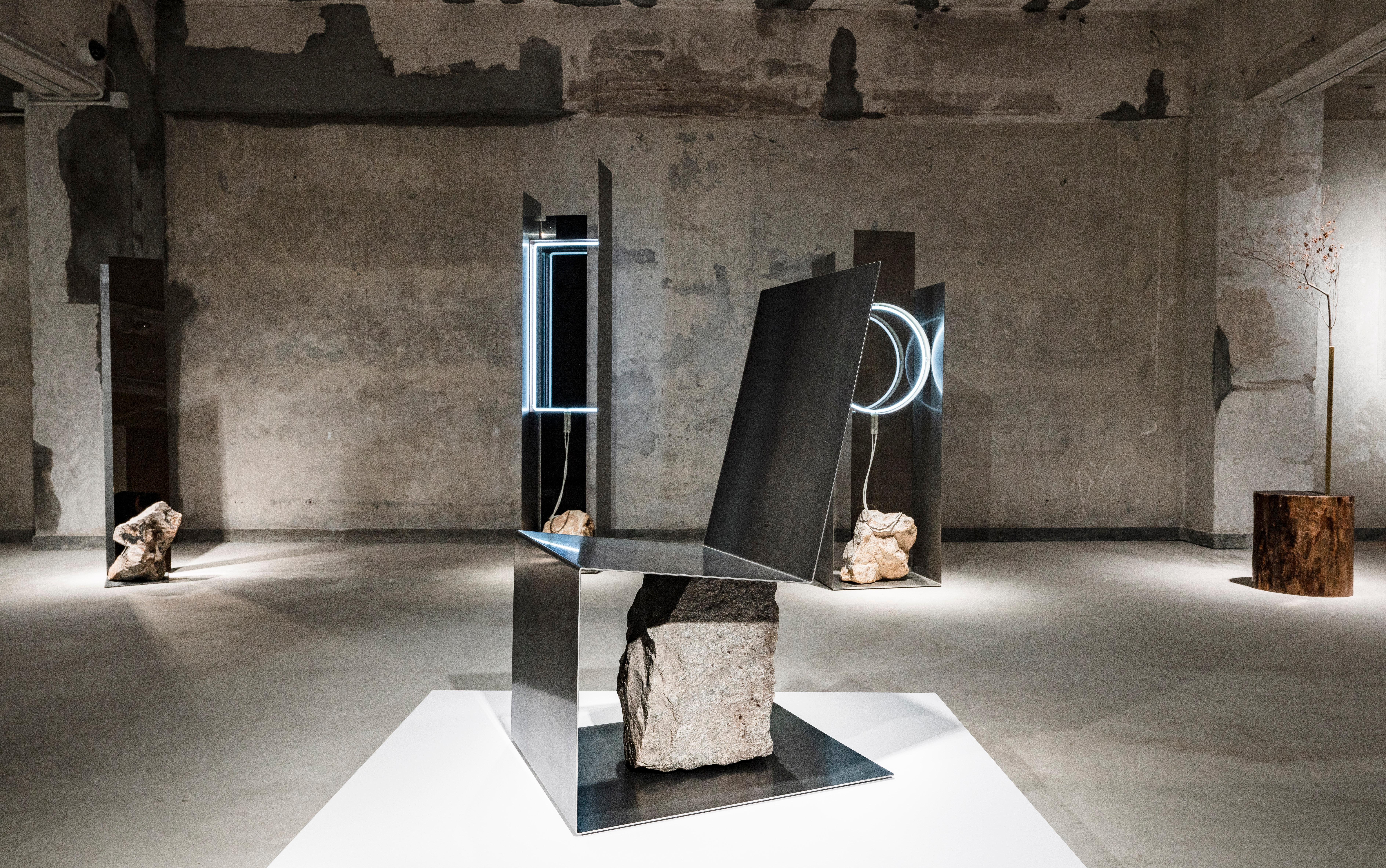 Steel and Stone Chair by Batten and Kamp In New Condition In Geneve, CH