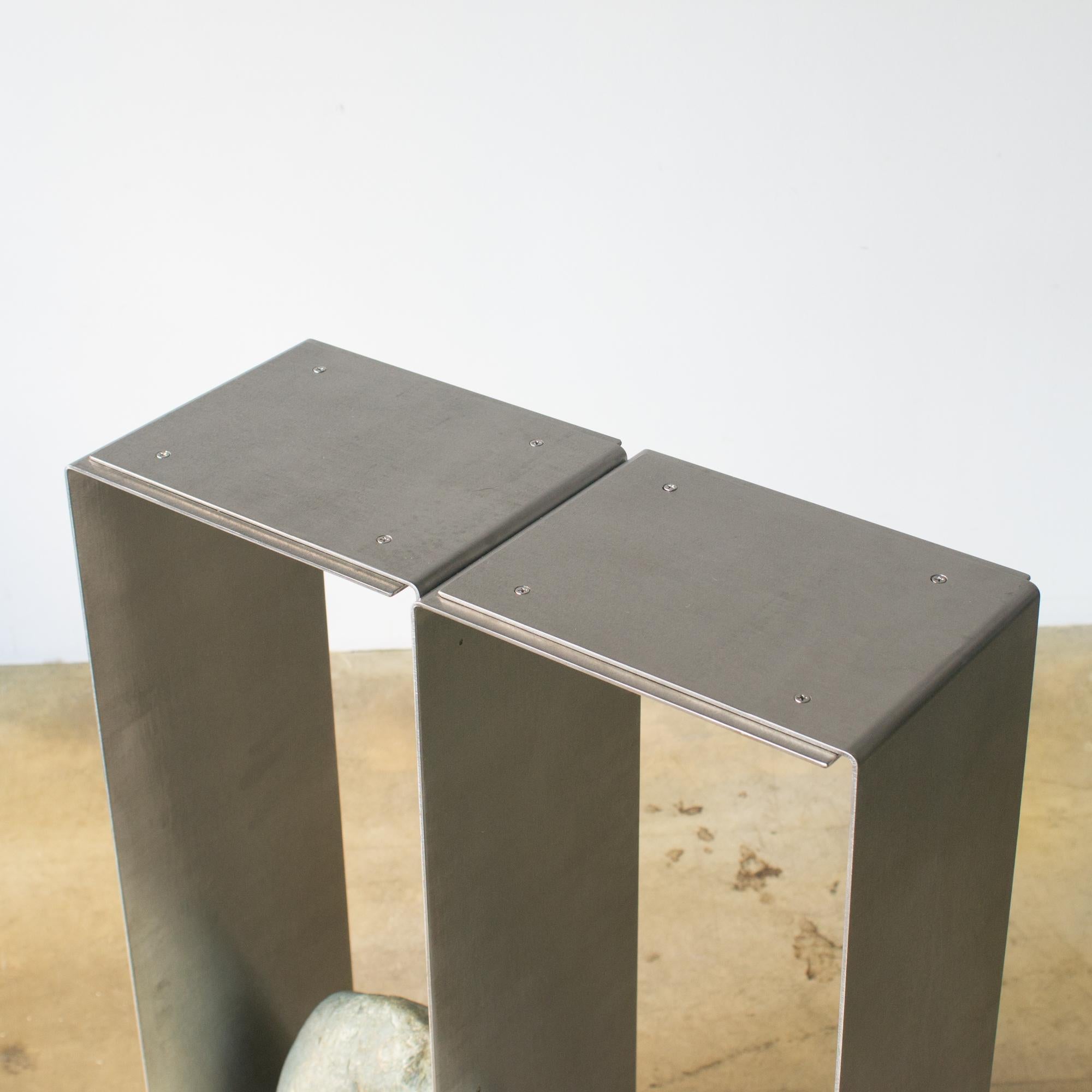 Table console en acier et pierre 02 Batten and Kamp Minimalist Neuf - En vente à Shibuya-ku, Tokyo