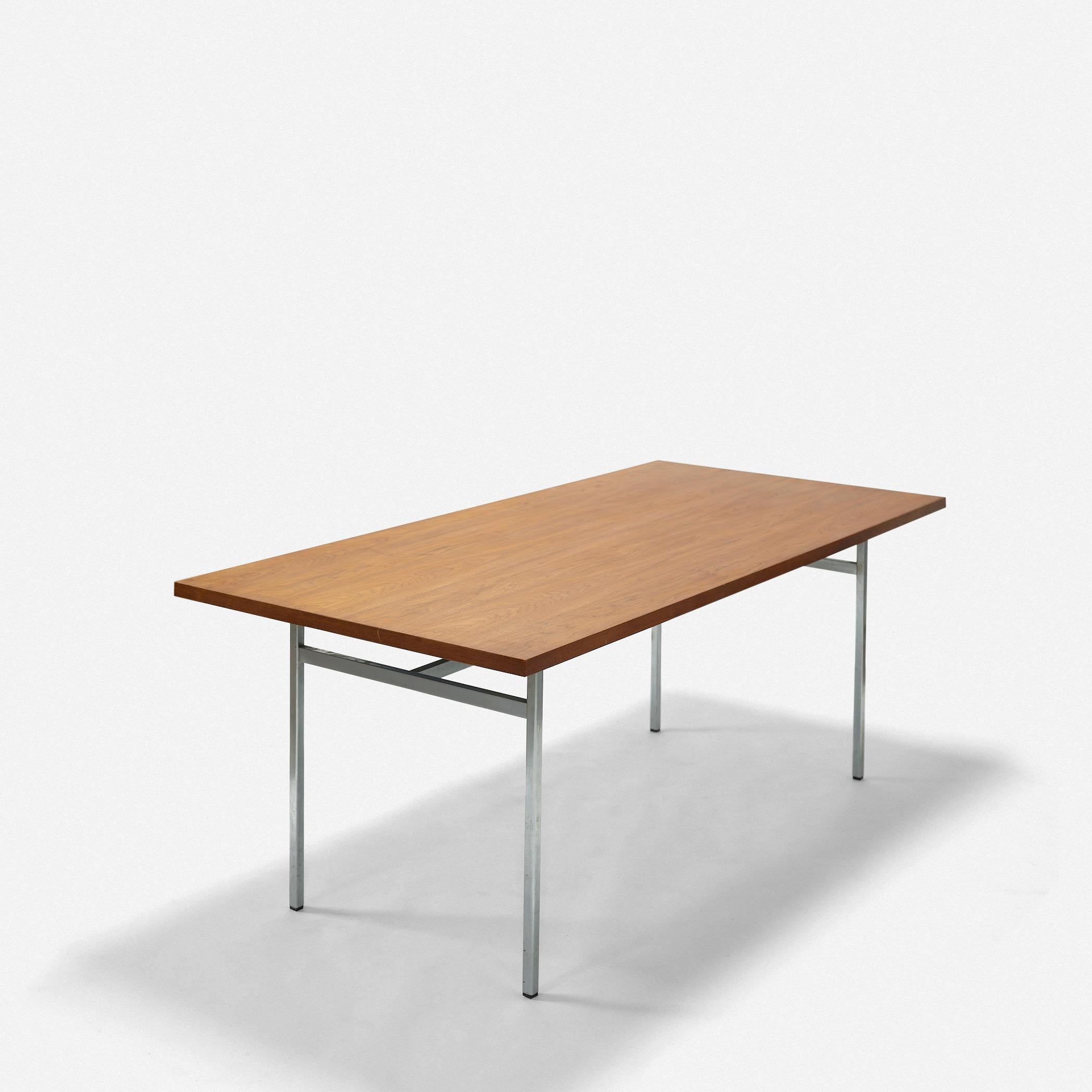 Mid-20th Century Steel and Walnut Dining Table Designed by Florence Knoll for Knoll Associates For Sale