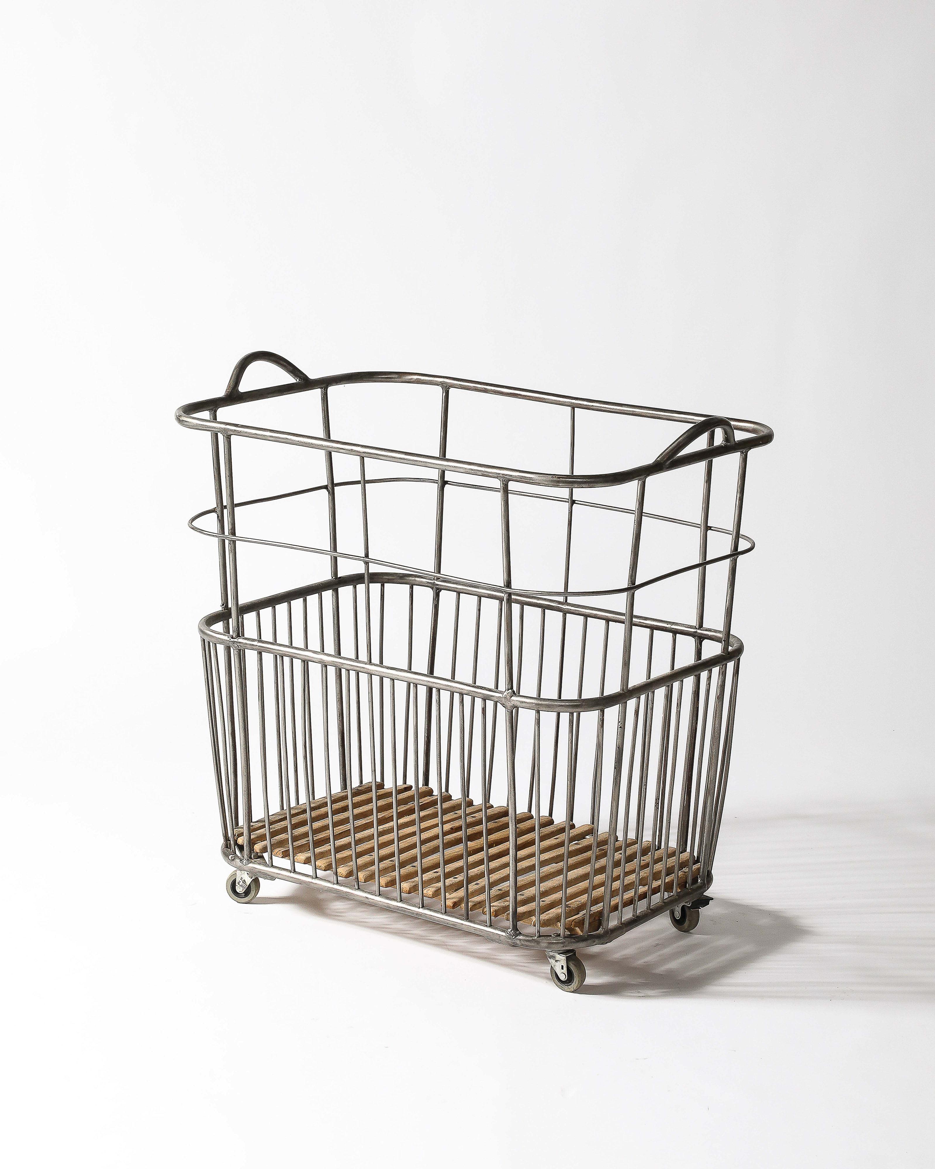 Steel and Wood Industrial Cart/Rolling Basket France, c. 1950 For Sale 1