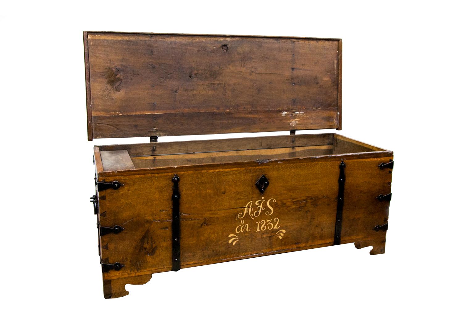 English Steel Bound Oak Blanket Chest For Sale