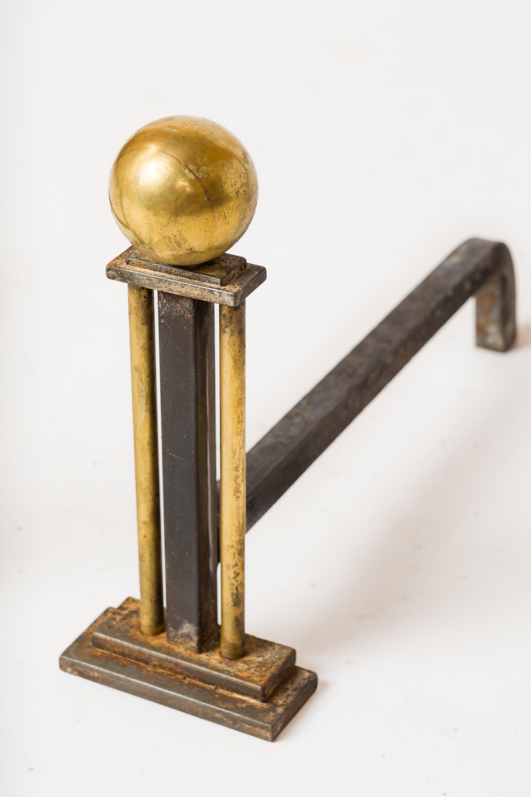 Modernistische Andirons aus Stahl und Bronze im Stil von Adnet - Frankreich 1940er Jahre im Angebot 2