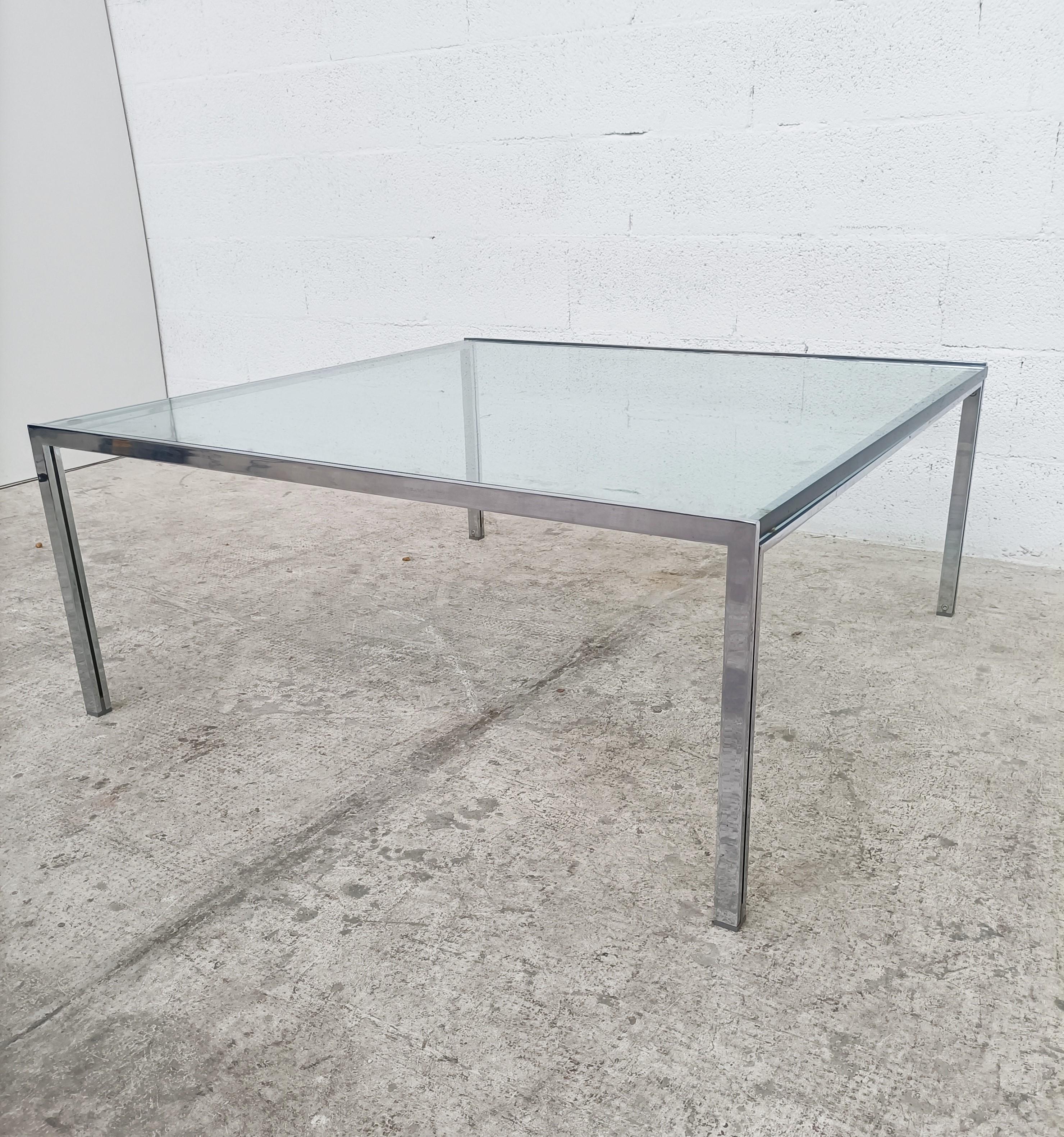 Mid-Century Modern Steel Chromed and Glass Coffee Table Luar by Ross Littell for ICF 70s For Sale